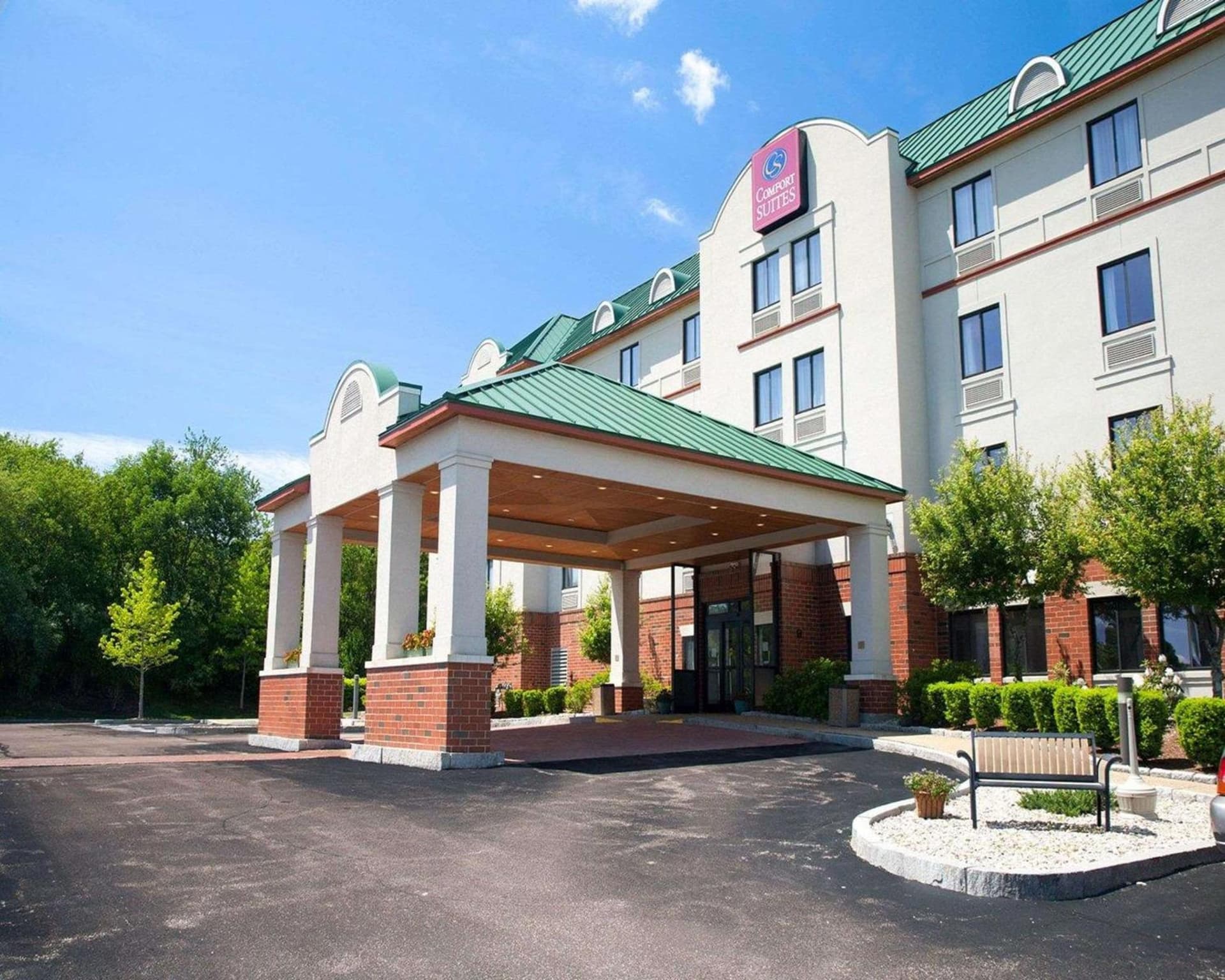 Comfort Suites West Warwick - Providence featured exterior or lobby in West Warwick — similar hotel