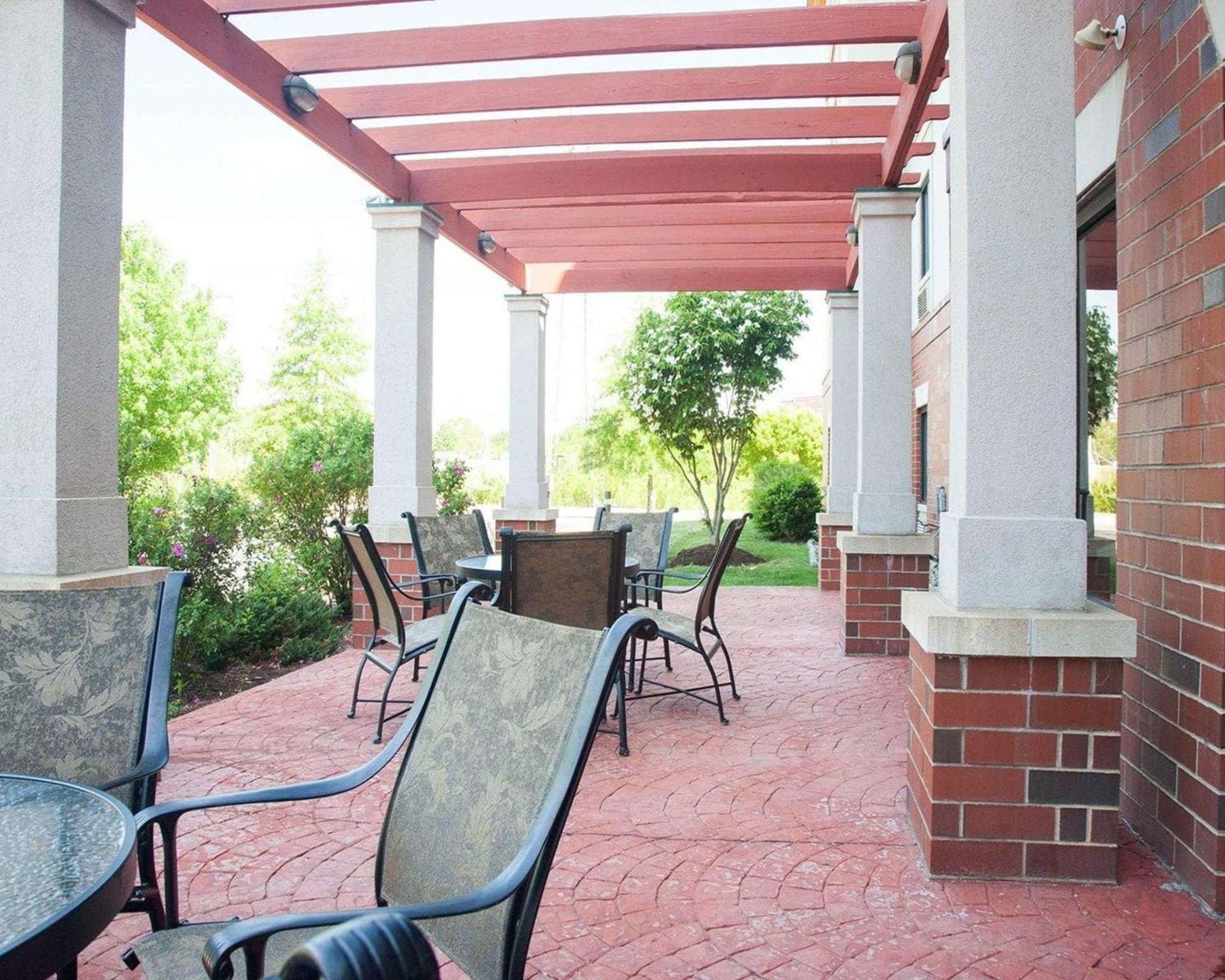 Comfort Suites West Warwick - Providence gallery photo in West Warwick — image 9