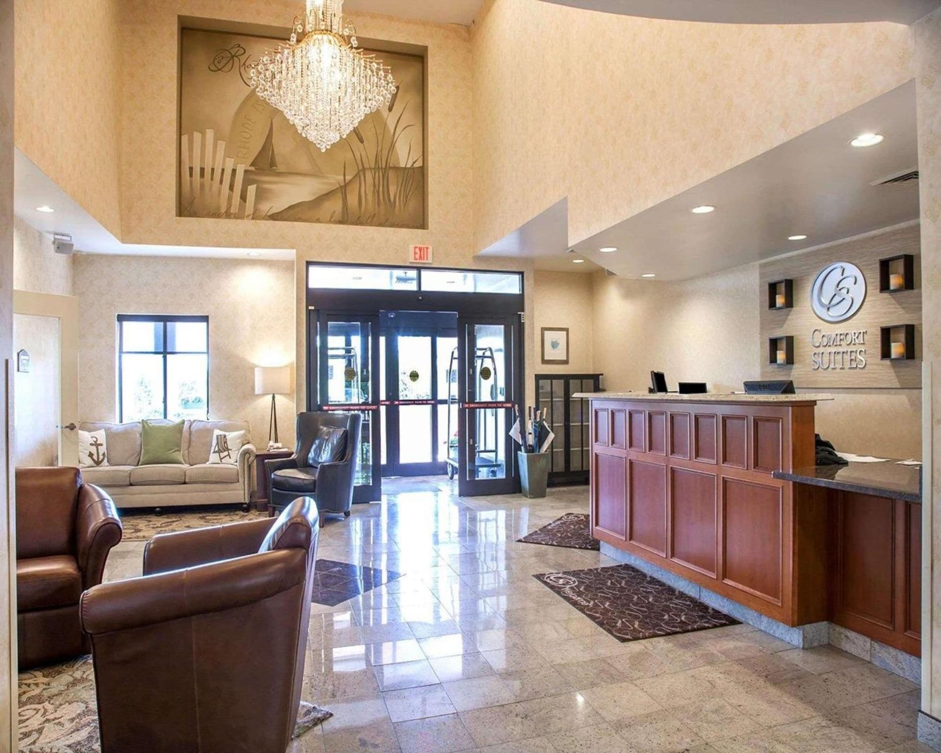 Comfort Suites West Warwick - Providence gallery photo in West Warwick — image 12