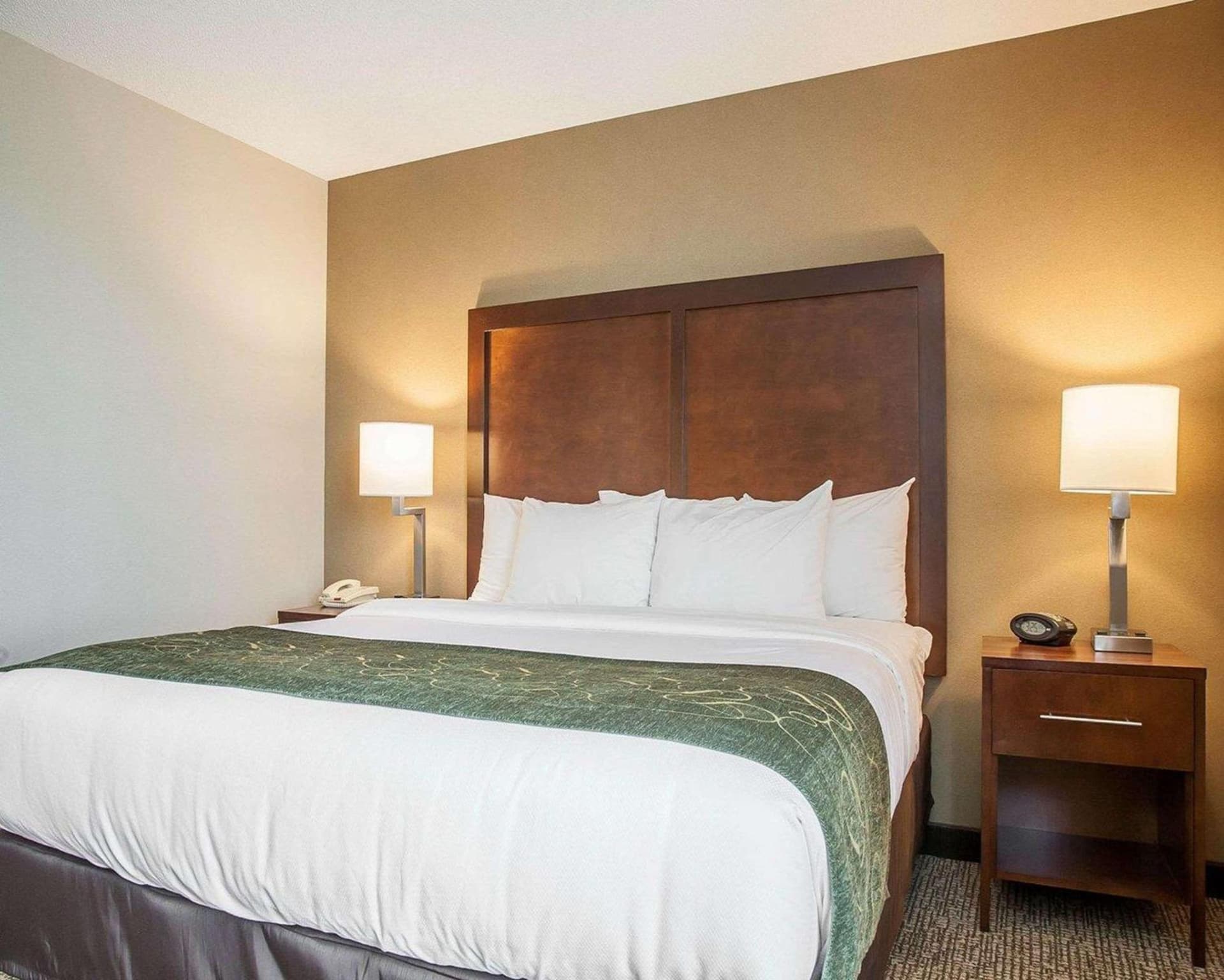Comfort Suites West Warwick - Providence gallery photo in West Warwick — image 44