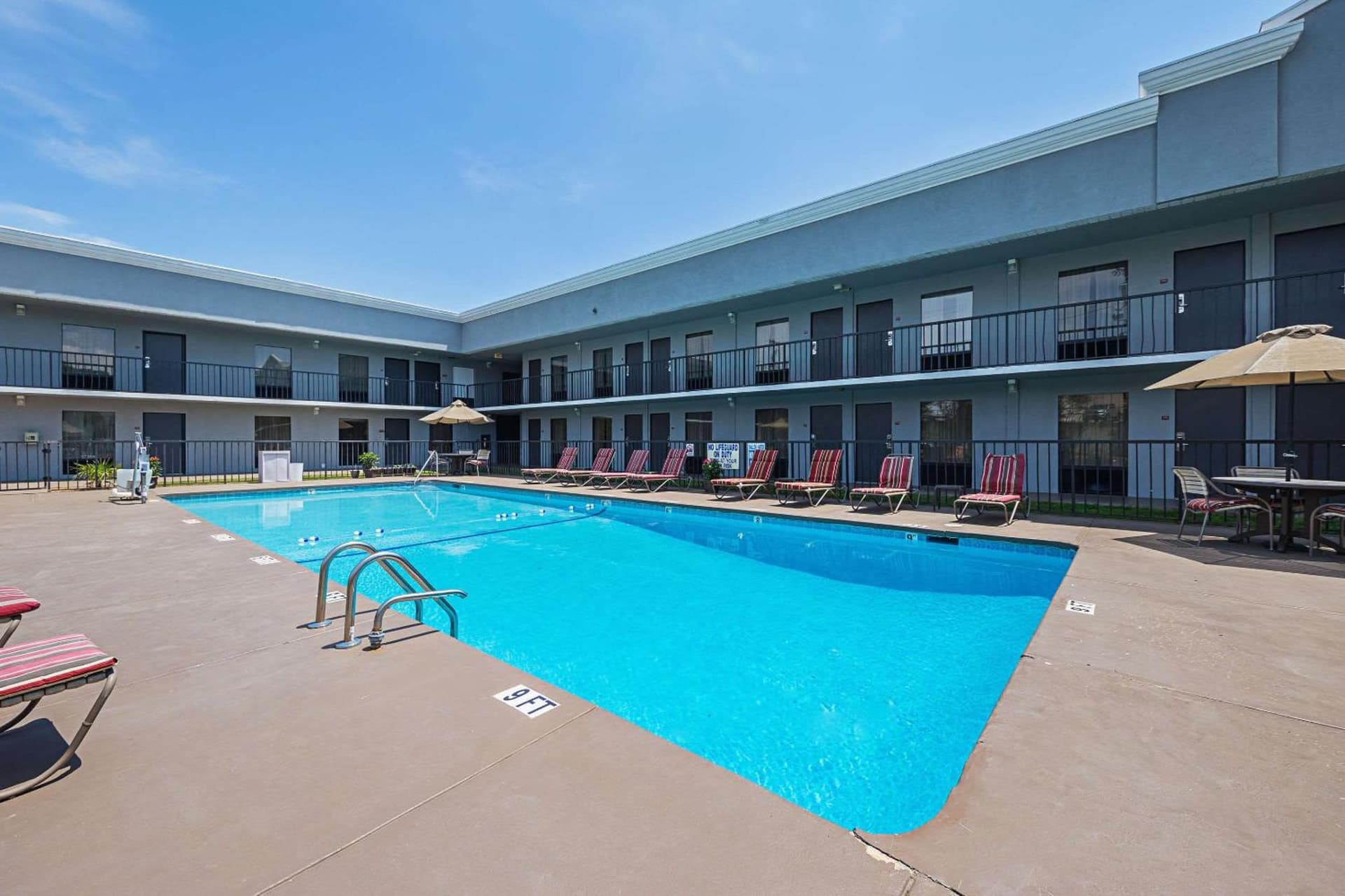 Quality Inn & Suites Greenville - Haywood Mall gallery photo in Greenville, SC — image 44