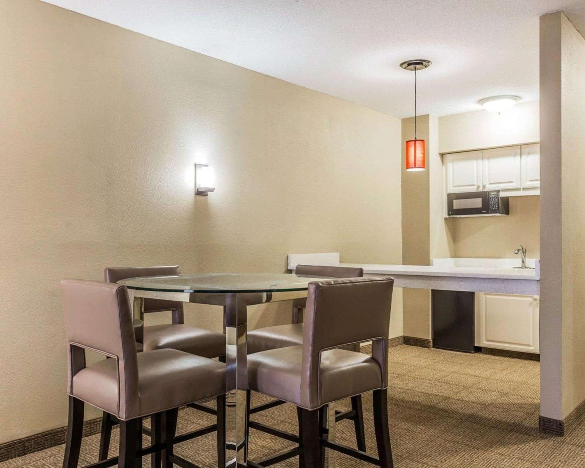 Comfort Suites at Isle of Palms Connector gallery photo in Charleston, SC — image 13