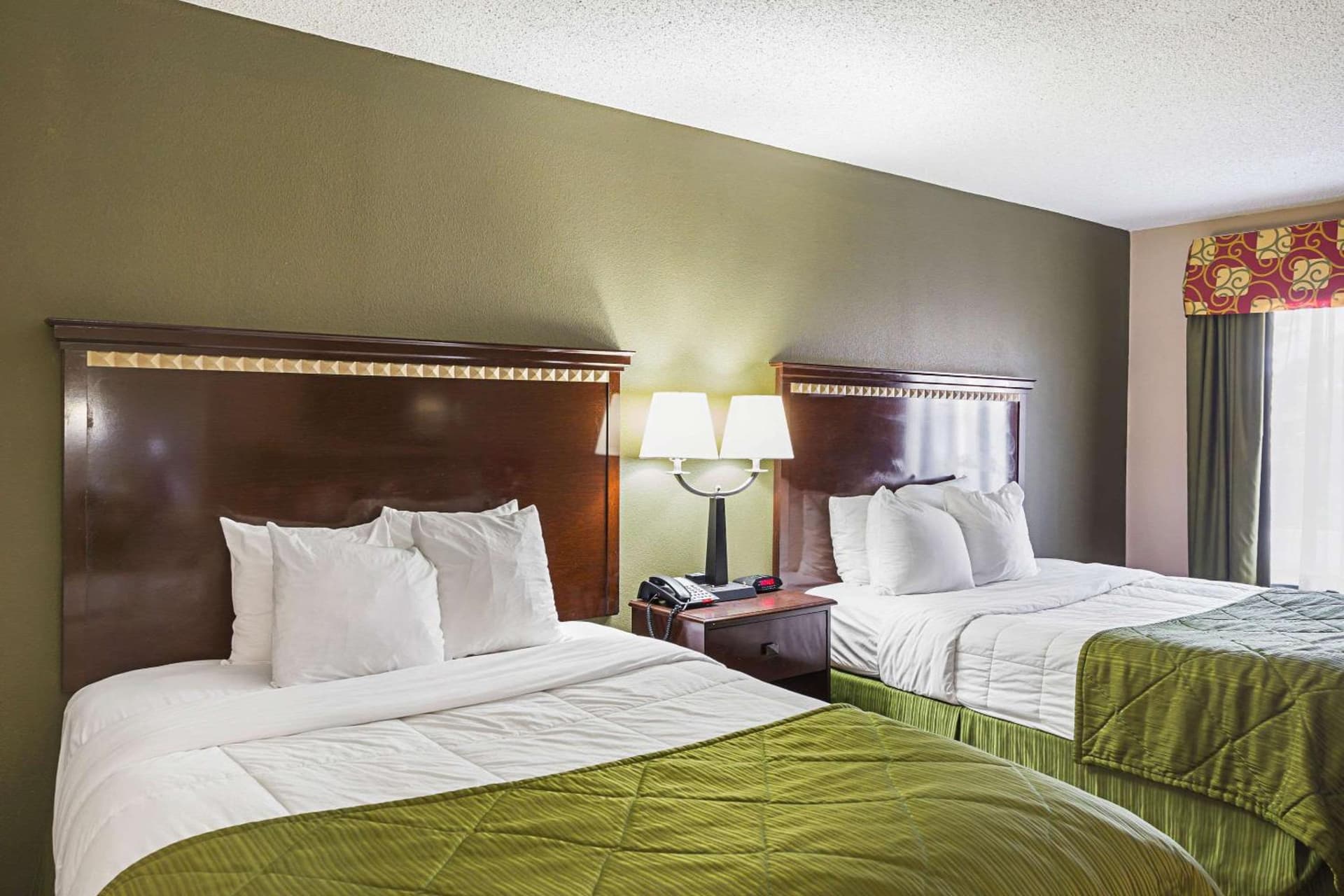 Quality Inn & Suites Greenville - Haywood Mall gallery photo in Greenville, SC — image 6