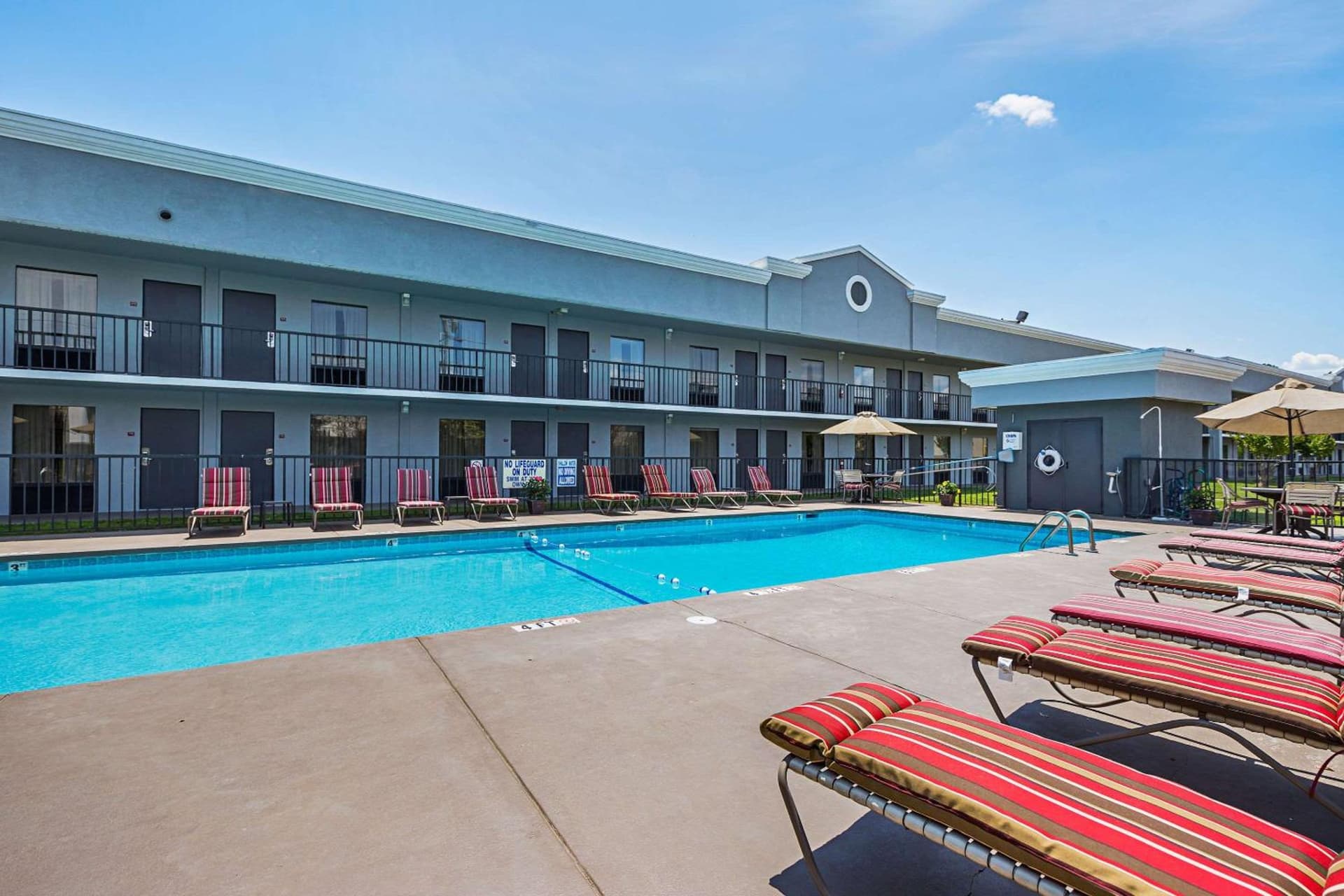 Quality Inn & Suites Greenville - Haywood Mall gallery photo in Greenville, SC — image 8