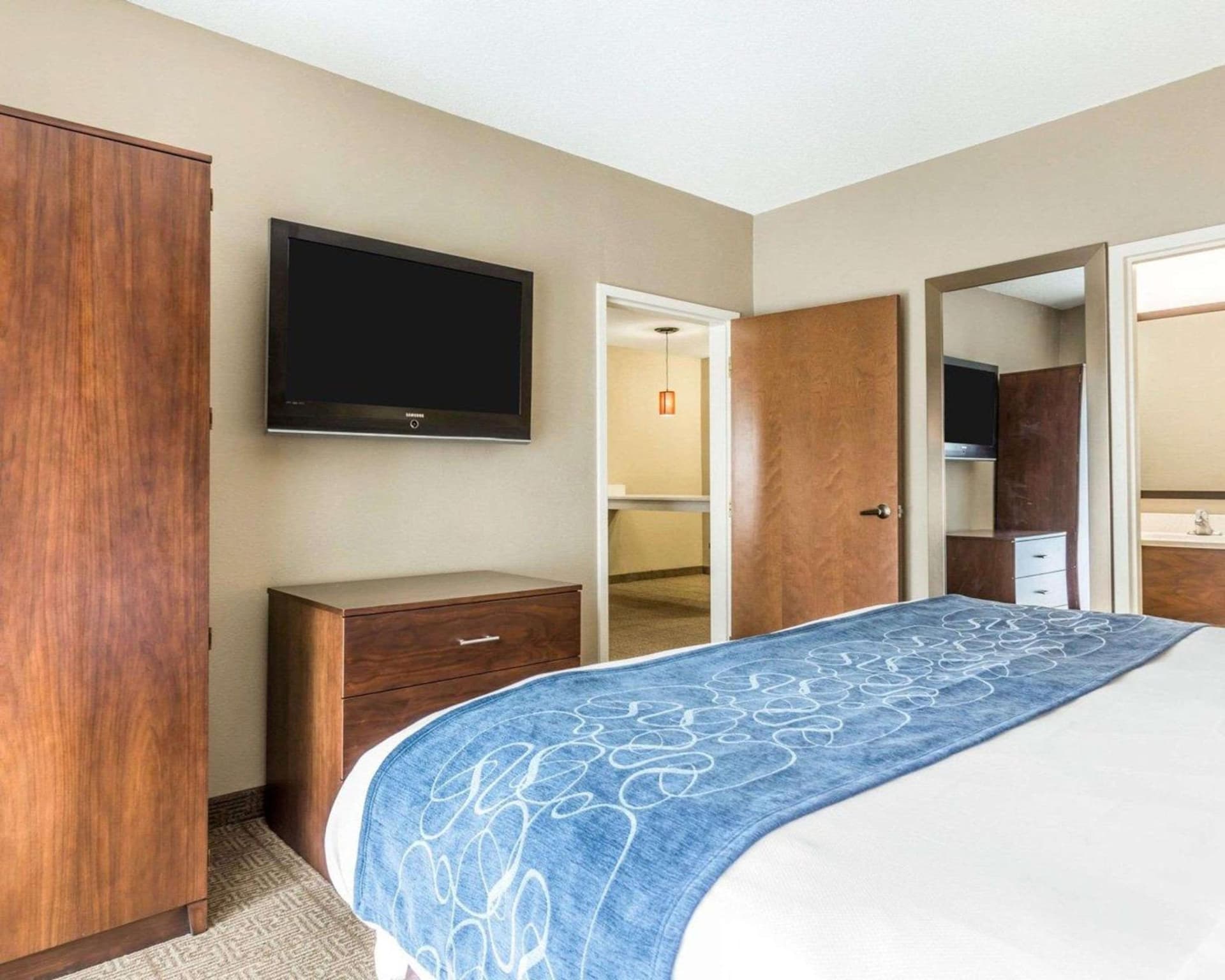Comfort Suites at Isle of Palms Connector gallery photo in Charleston, SC — image 32