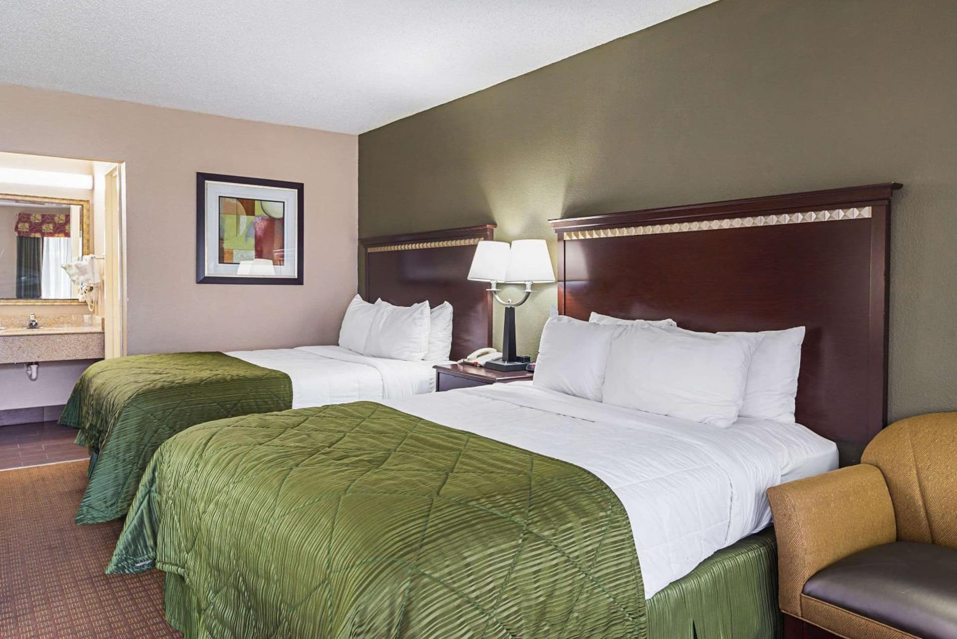 Quality Inn & Suites Greenville - Haywood Mall property views in Greenville, SC — gallery photo 3