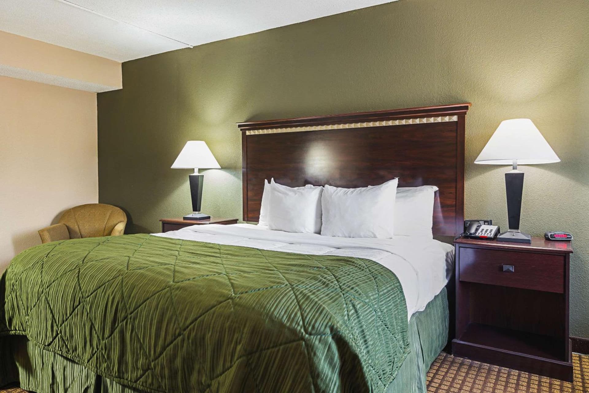 Quality Inn & Suites Greenville - Haywood Mall gallery photo in Greenville, SC — image 13