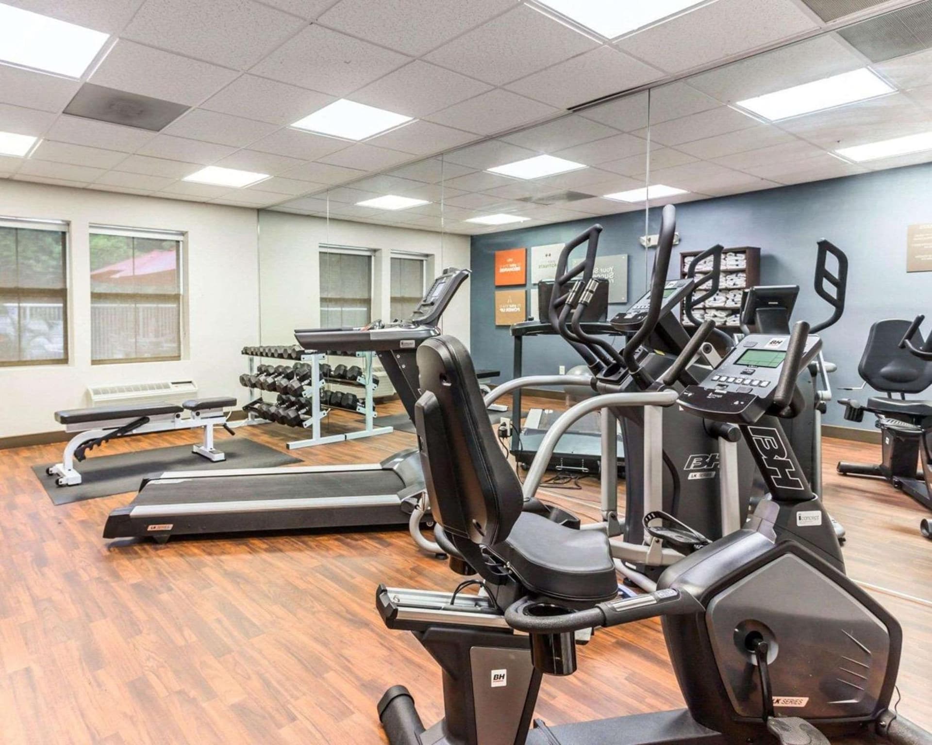 Comfort Suites at Isle of Palms Connector gallery photo in Charleston, SC — image 25
