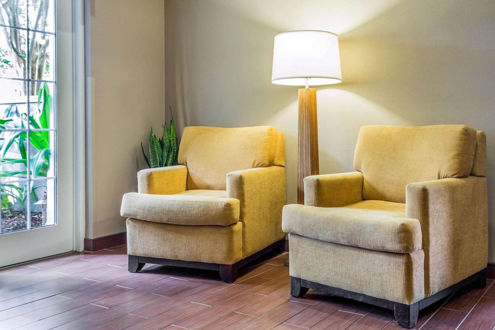 Sleep Inn Charleston - West Ashley interior in Charleston, SC — gallery photo 2