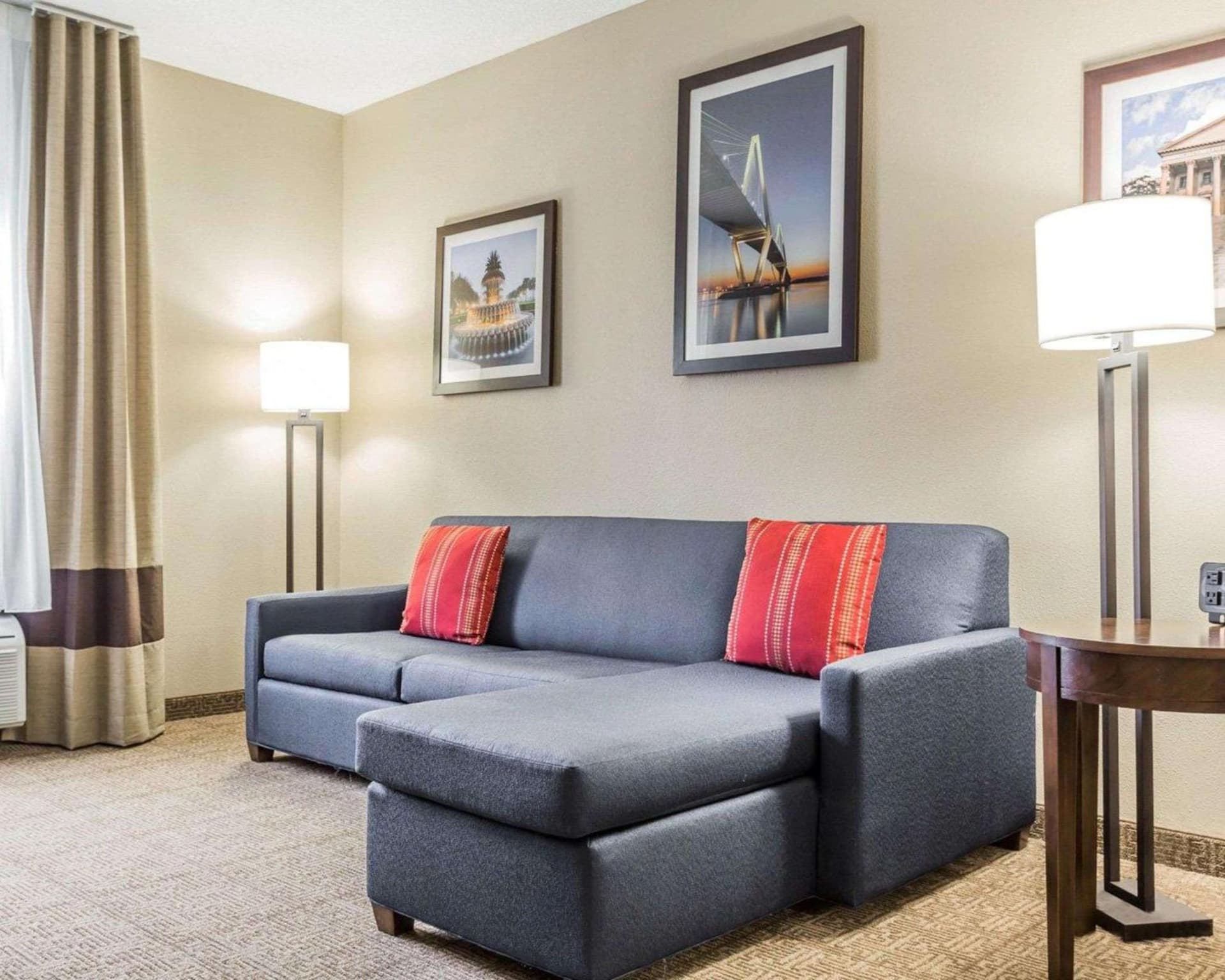 Comfort Suites at Isle of Palms Connector gallery photo in Charleston, SC — image 9