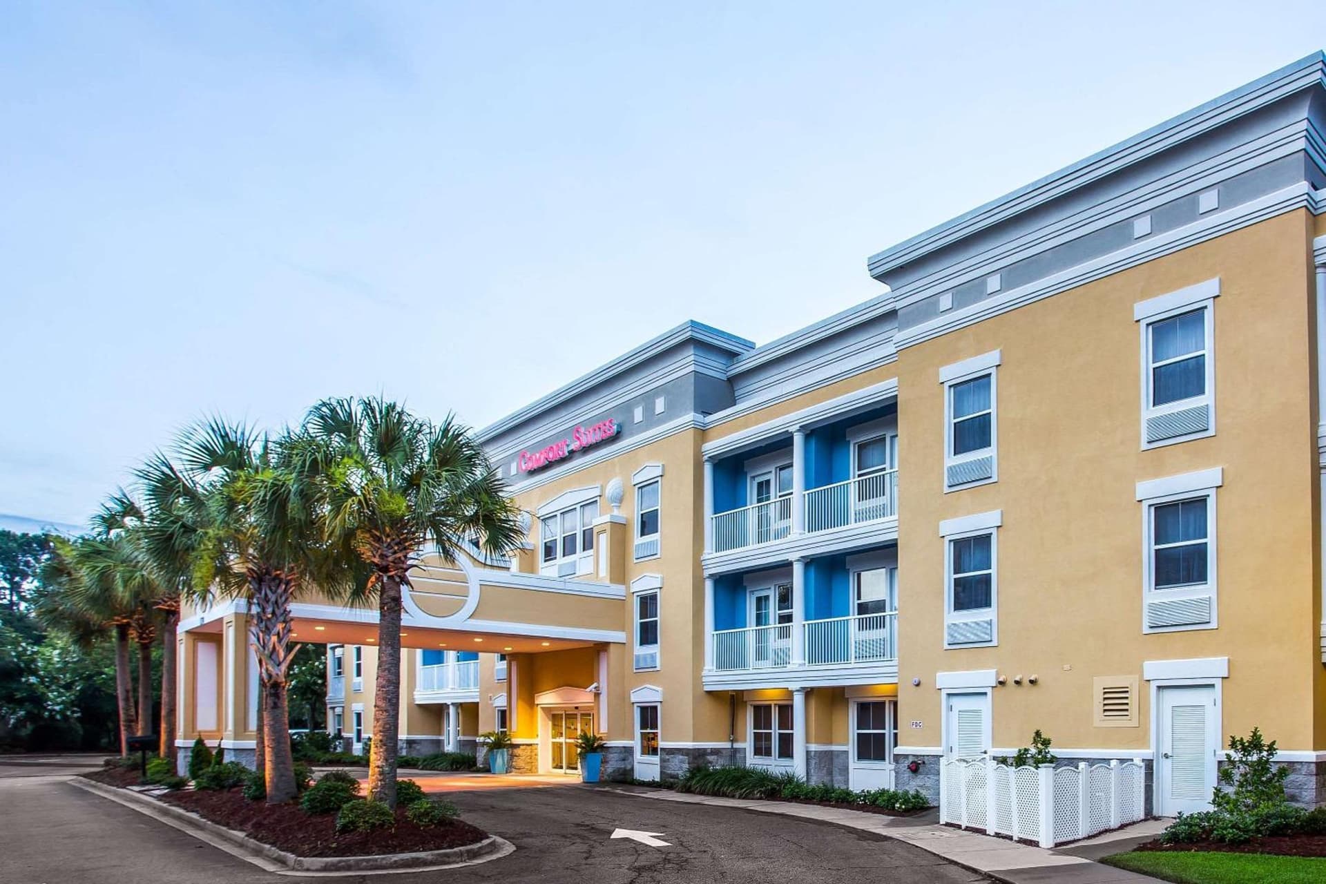 Comfort Suites at Isle of Palms Connector gallery photo in Charleston, SC — image 34