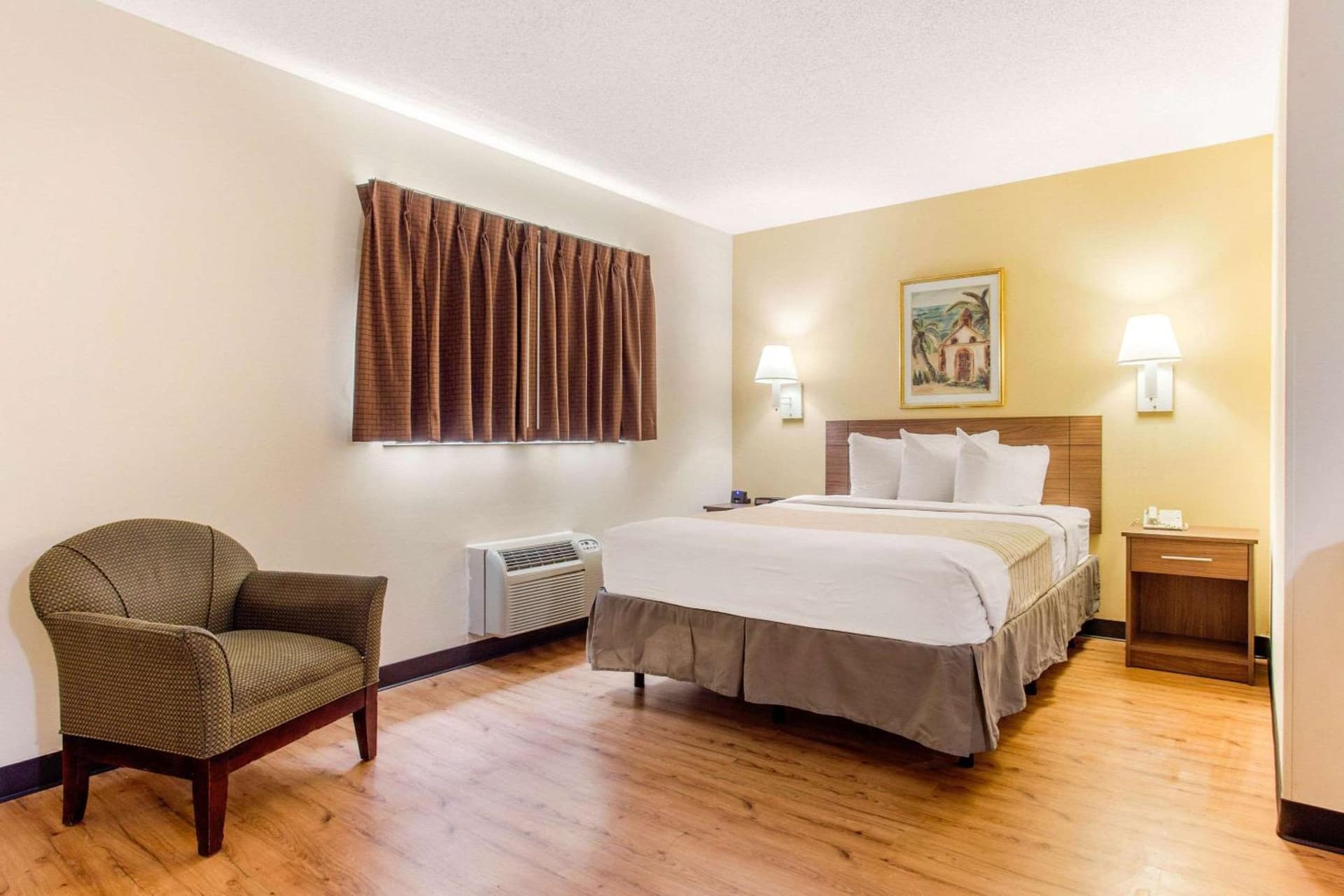 Studio 6 Extended Stay - Myrtle Beach, SC gallery photo in Myrtle Beach, SC — image 49