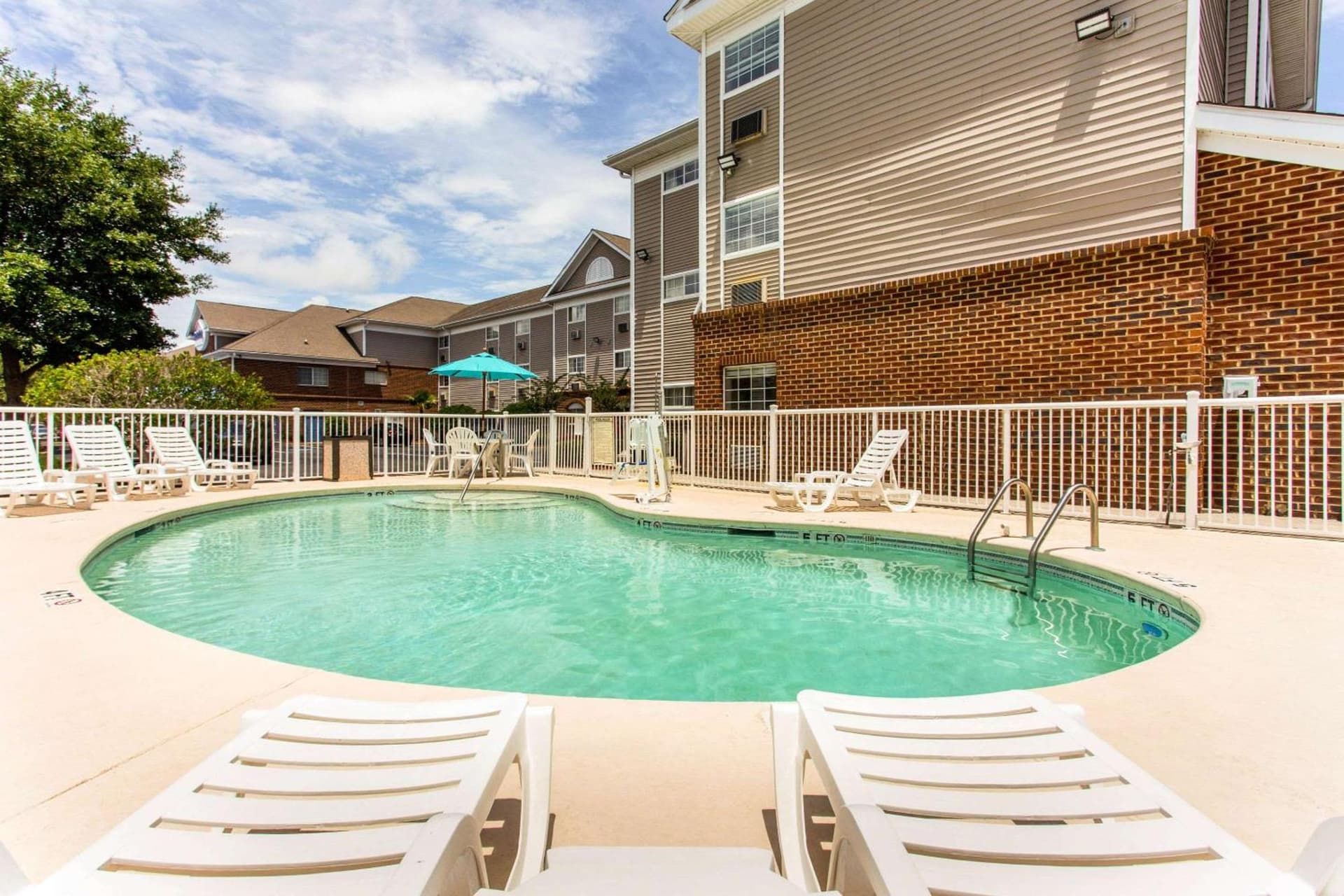 Studio 6 Extended Stay - Myrtle Beach, SC gallery photo in Myrtle Beach, SC — image 18
