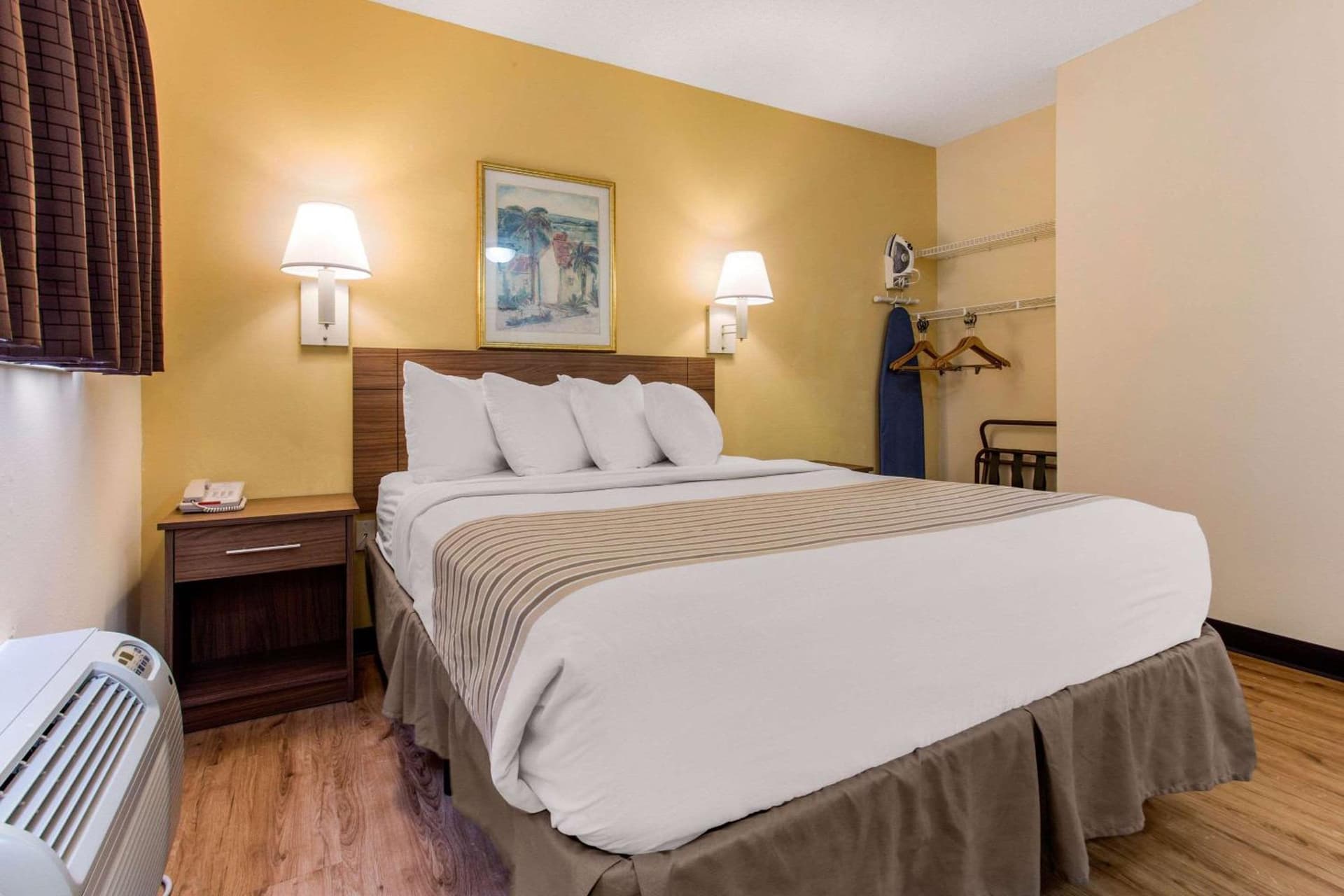 Studio 6 Extended Stay - Myrtle Beach, SC gallery photo in Myrtle Beach, SC — image 24