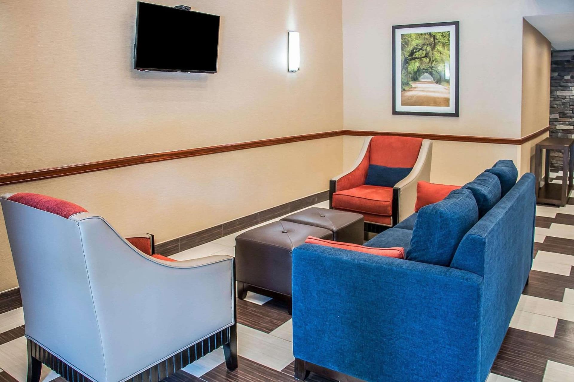 Spark by Hilton Bluffton Hilton Head Island interior in Bluffton, SC — gallery photo 2