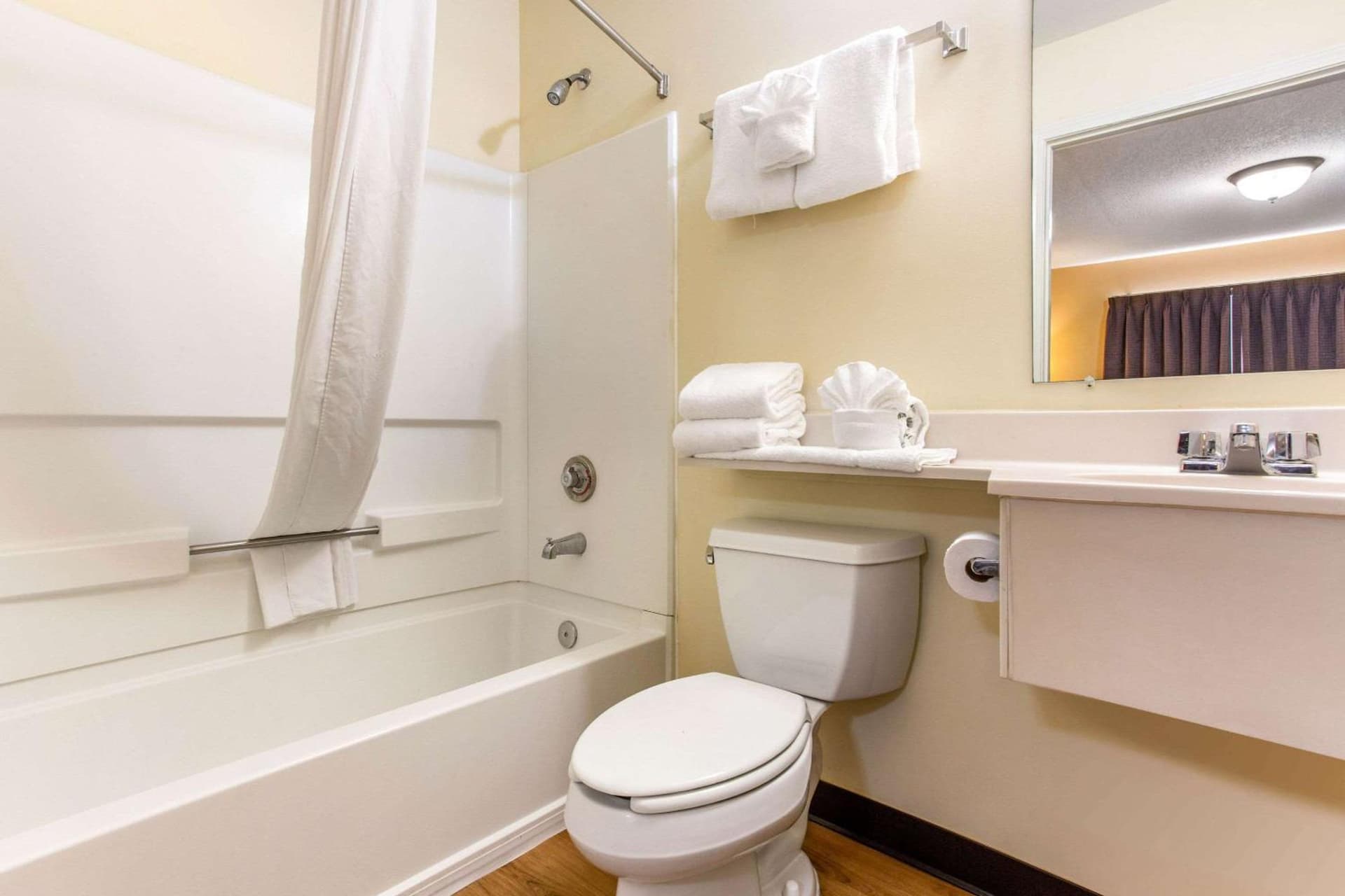Studio 6 Extended Stay - Myrtle Beach, SC gallery photo in Myrtle Beach, SC — image 16