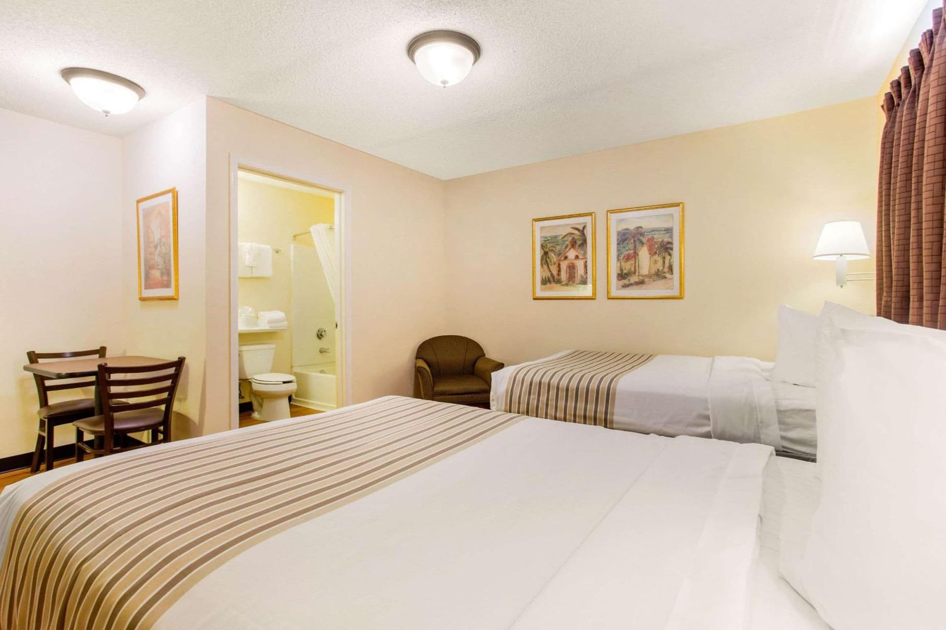 Studio 6 Extended Stay - Myrtle Beach, SC gallery photo in Myrtle Beach, SC — image 48