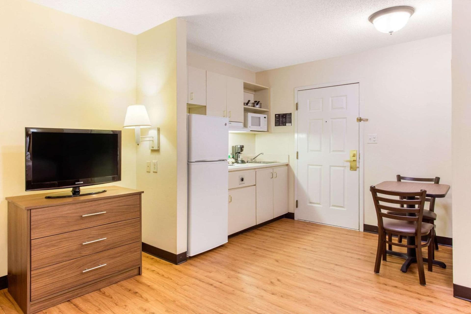 Studio 6 Extended Stay - Myrtle Beach, SC gallery photo in Myrtle Beach, SC — image 6