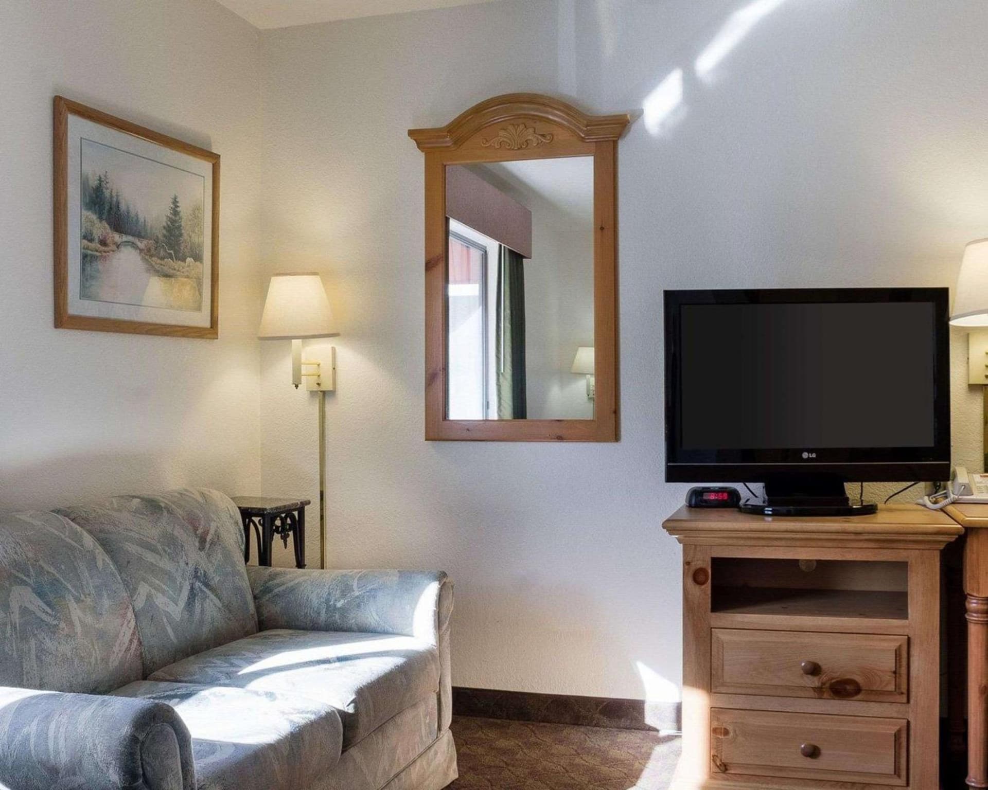 Royal Inn Keystone property views in Keystone, SD — gallery photo 3