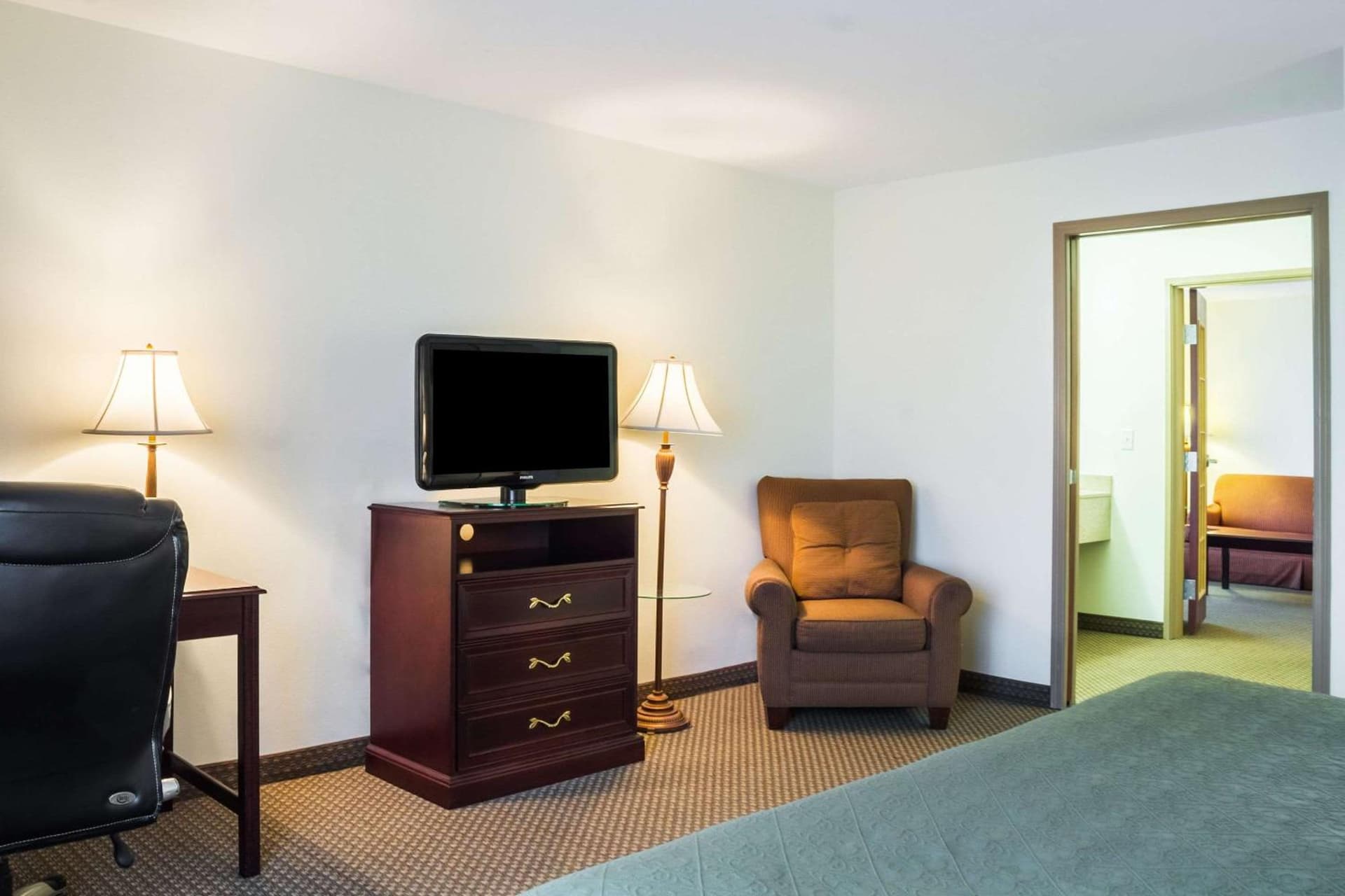 Clarion Pointe Sioux Falls Airport gallery photo in Sioux Falls, SD — image 4