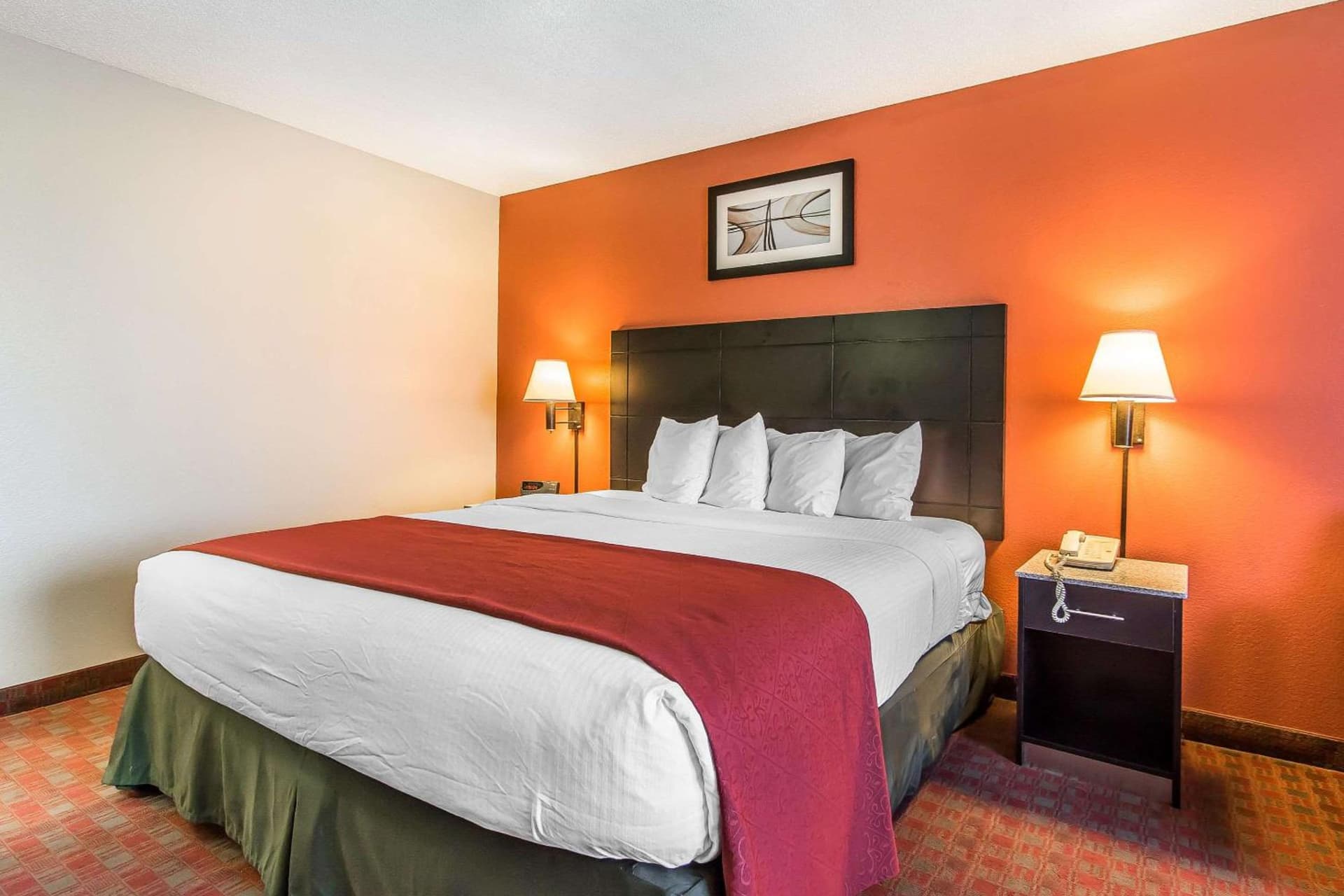 Quality Inn & Suites property views in La Vergne, TN — gallery photo 3