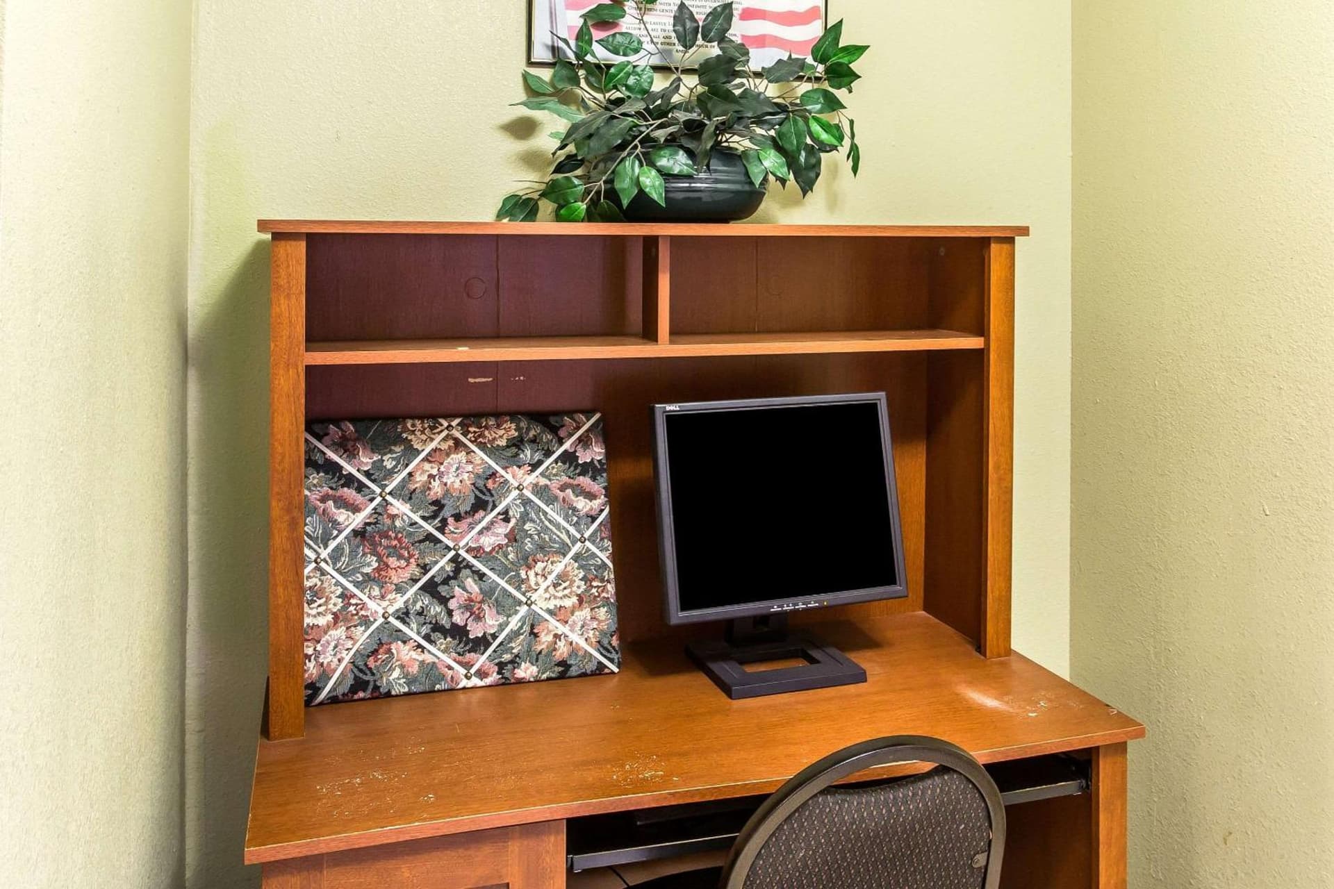 Rodeway Inn & Suites Smyrna - Nashville Area property views in Smyrna, TN — gallery photo 3