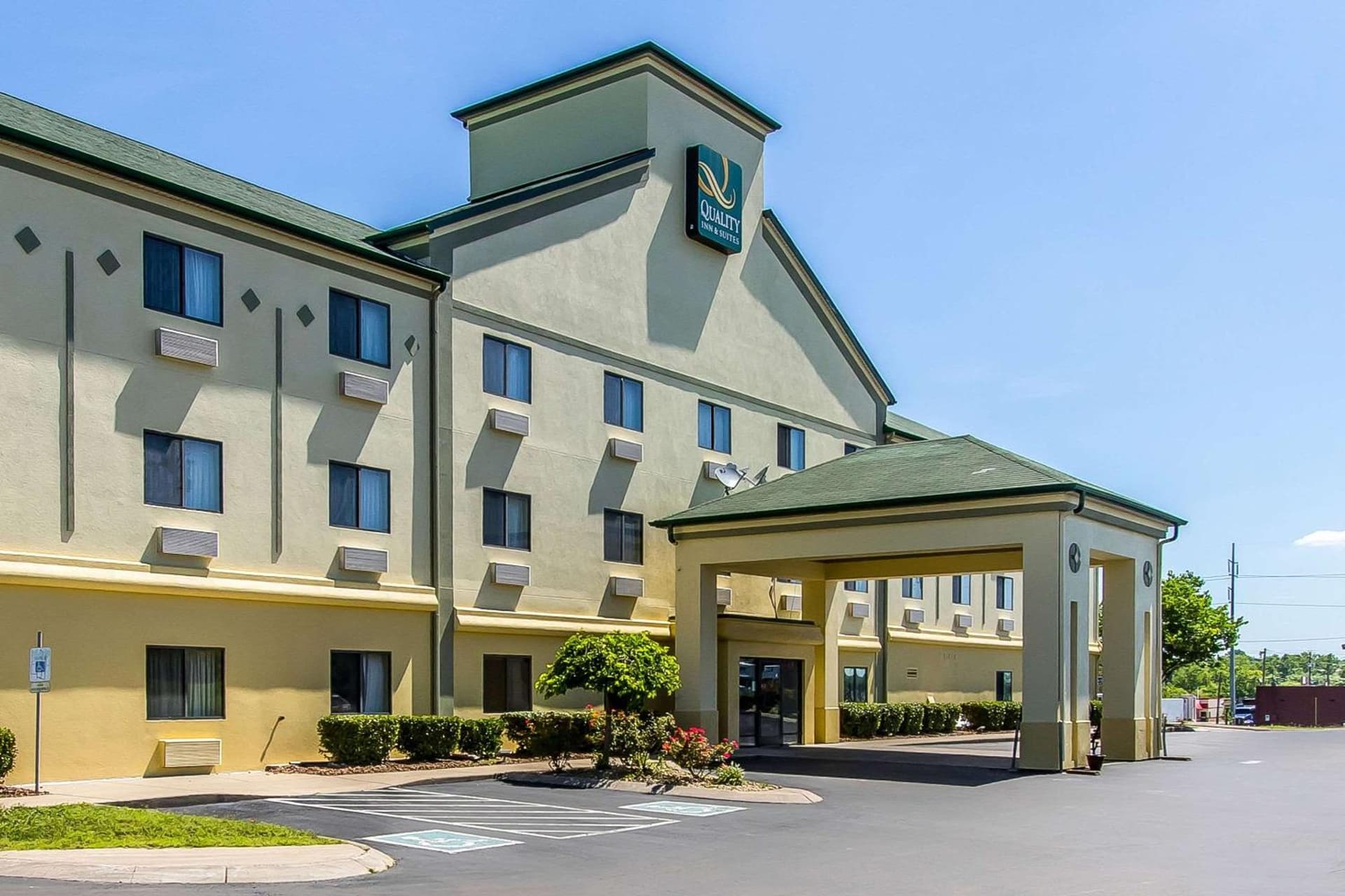 Quality Inn & Suites exterior or lobby in La Vergne, TN — main listing photo