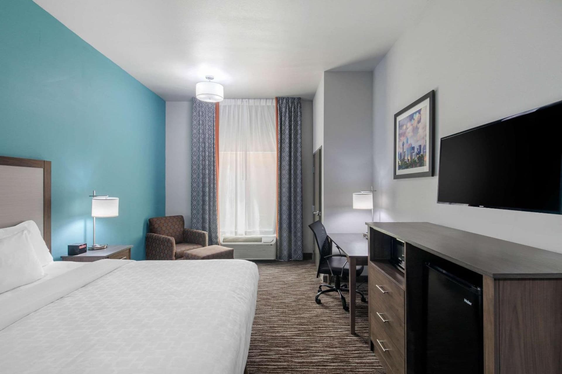 Clarion Inn & Suites DFW North gallery photo in Irving, TX — image 23
