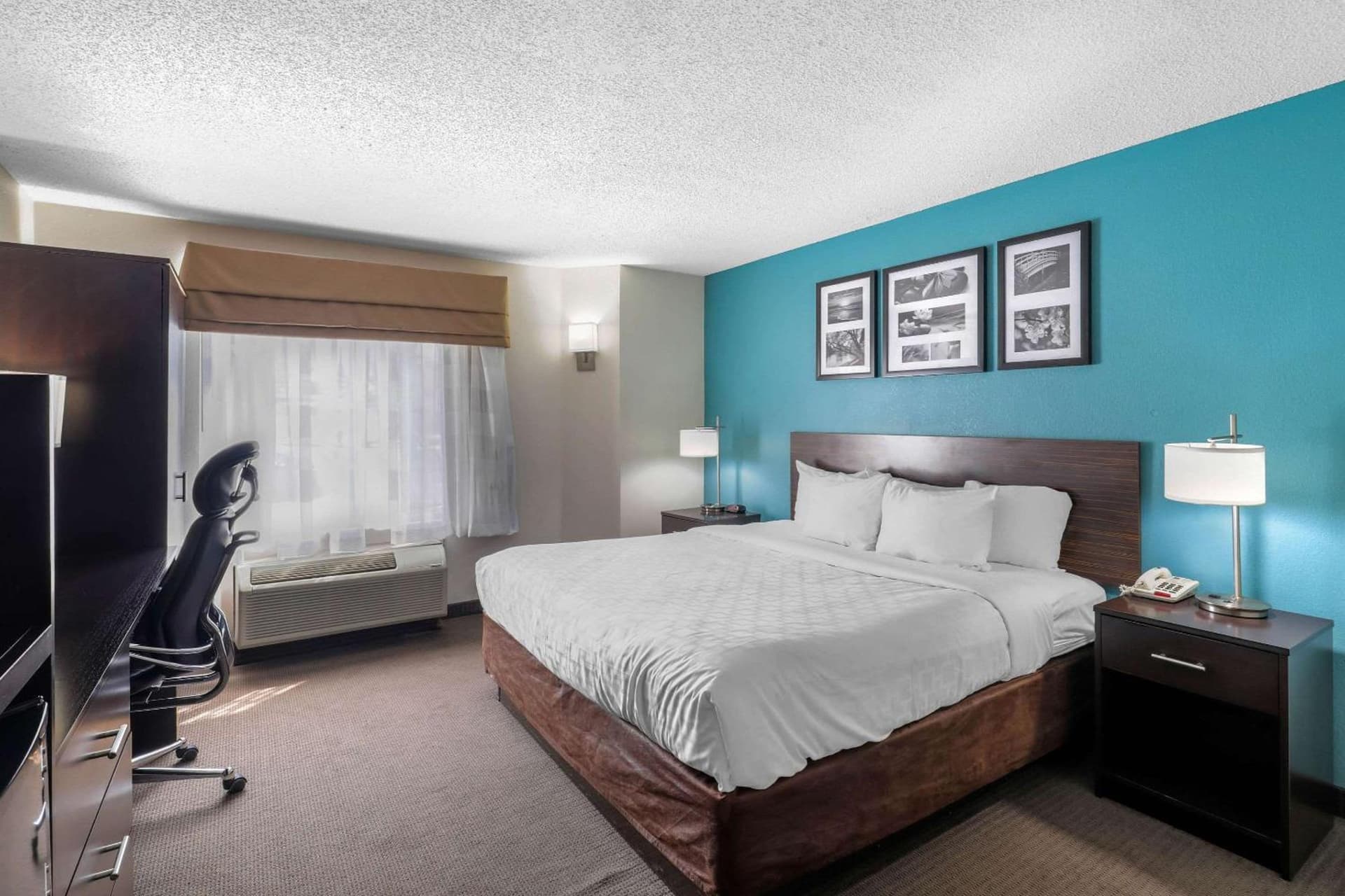 Clarion Inn & Suites DFW North gallery photo in Irving, TX — image 18