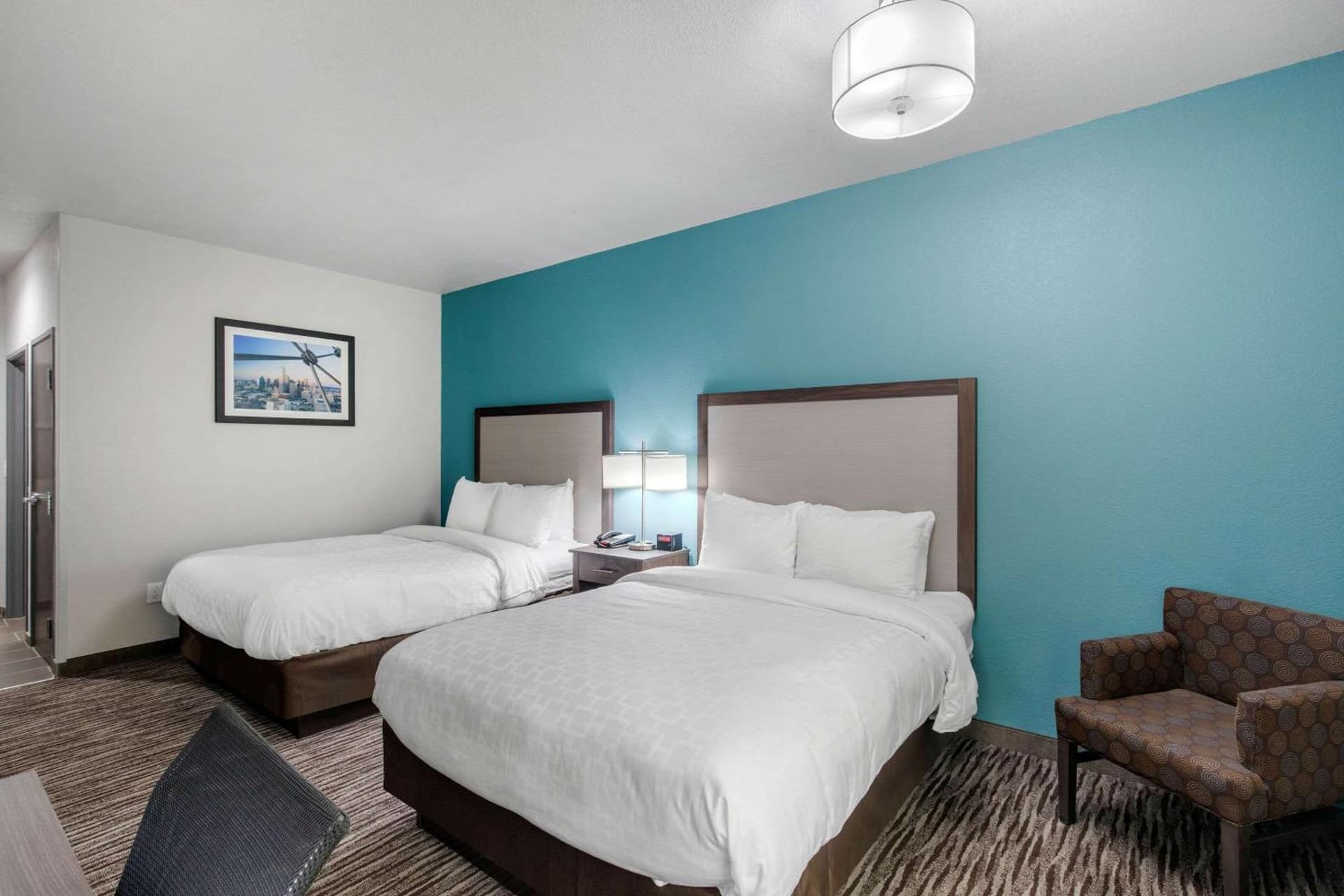 Clarion Inn & Suites DFW North gallery photo in Irving, TX — image 33