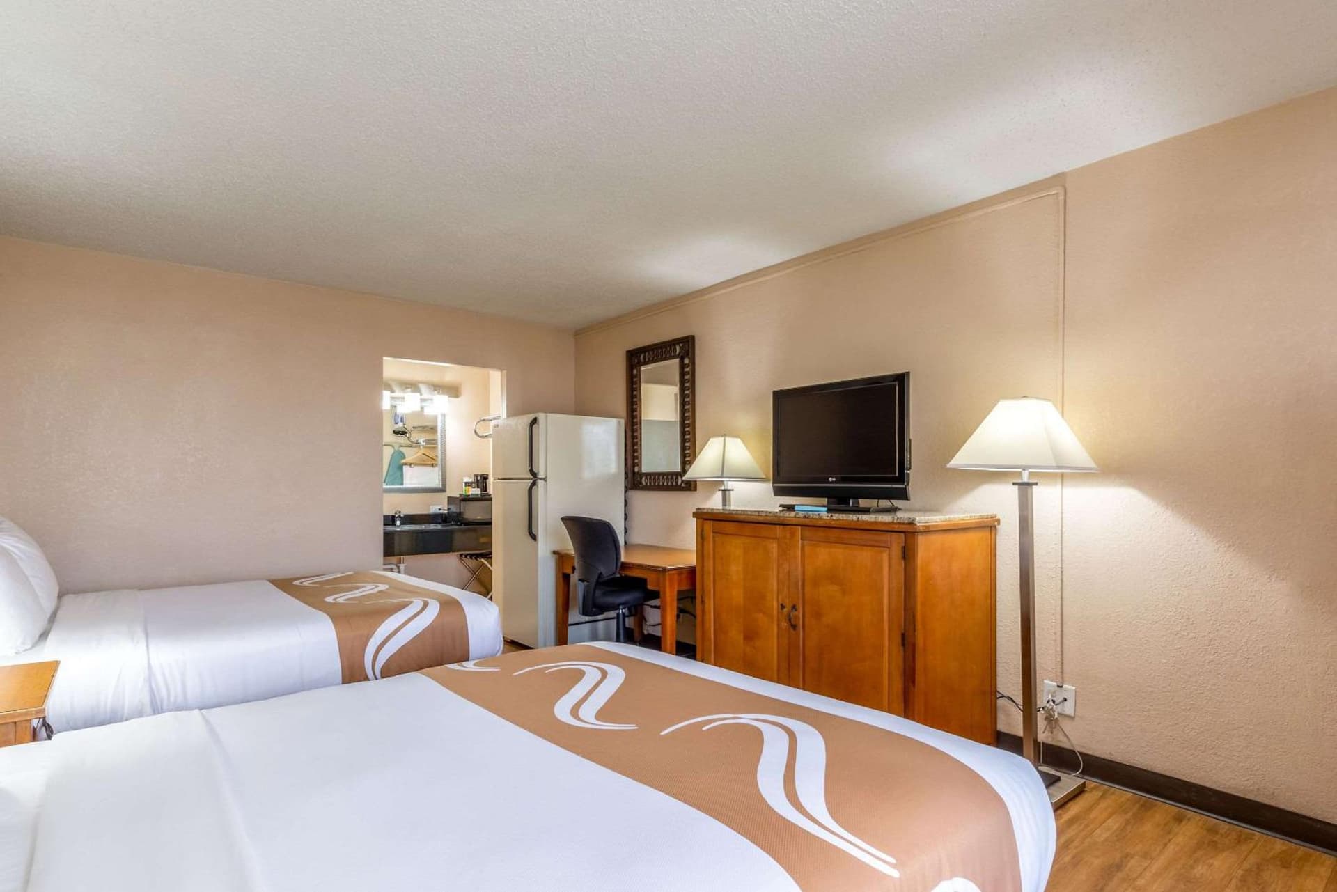 Quality Inn Pasadena - Houston East gallery photo in Pasadena, TX — image 23