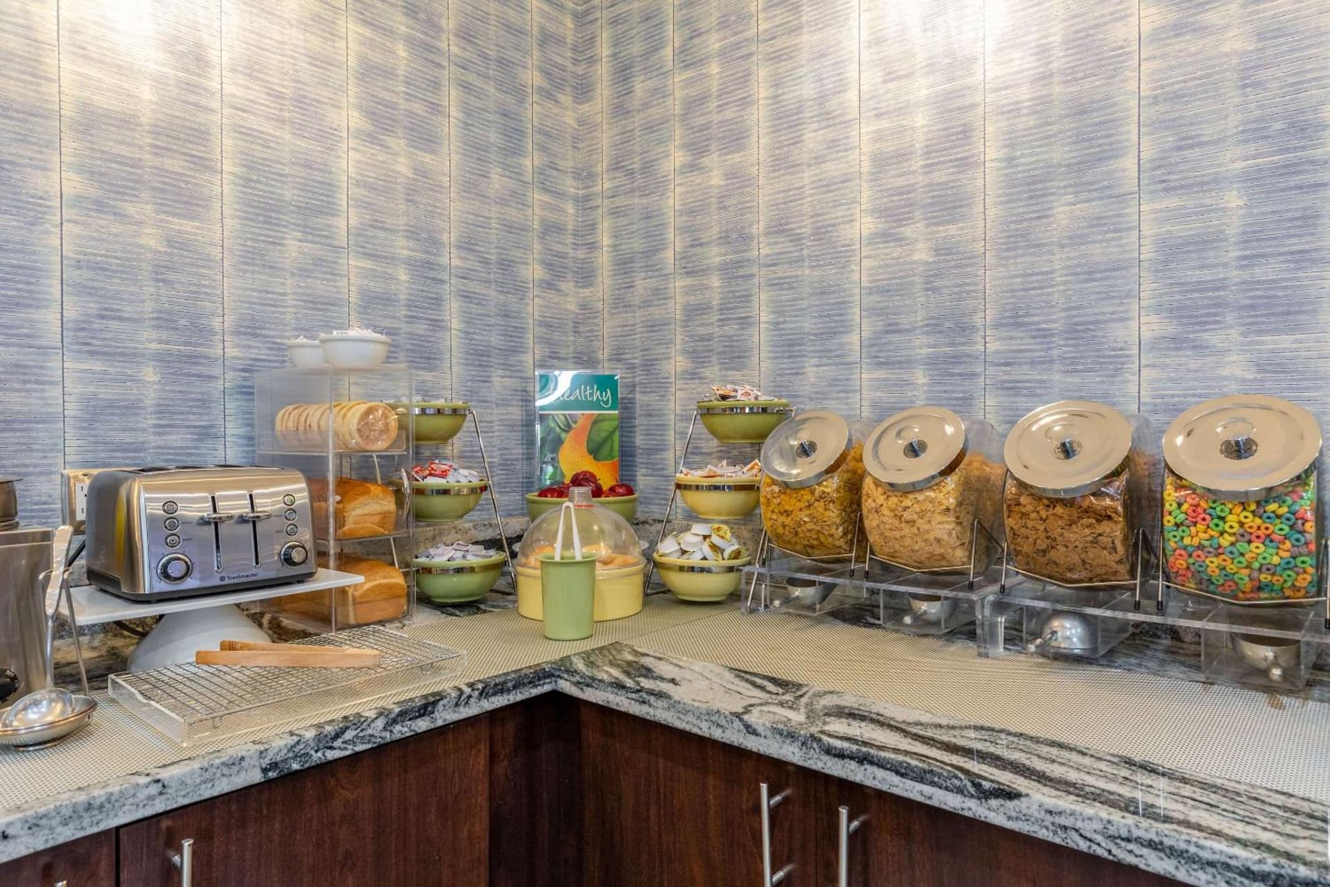 Quality Inn Pasadena - Houston East gallery photo in Pasadena, TX — image 38