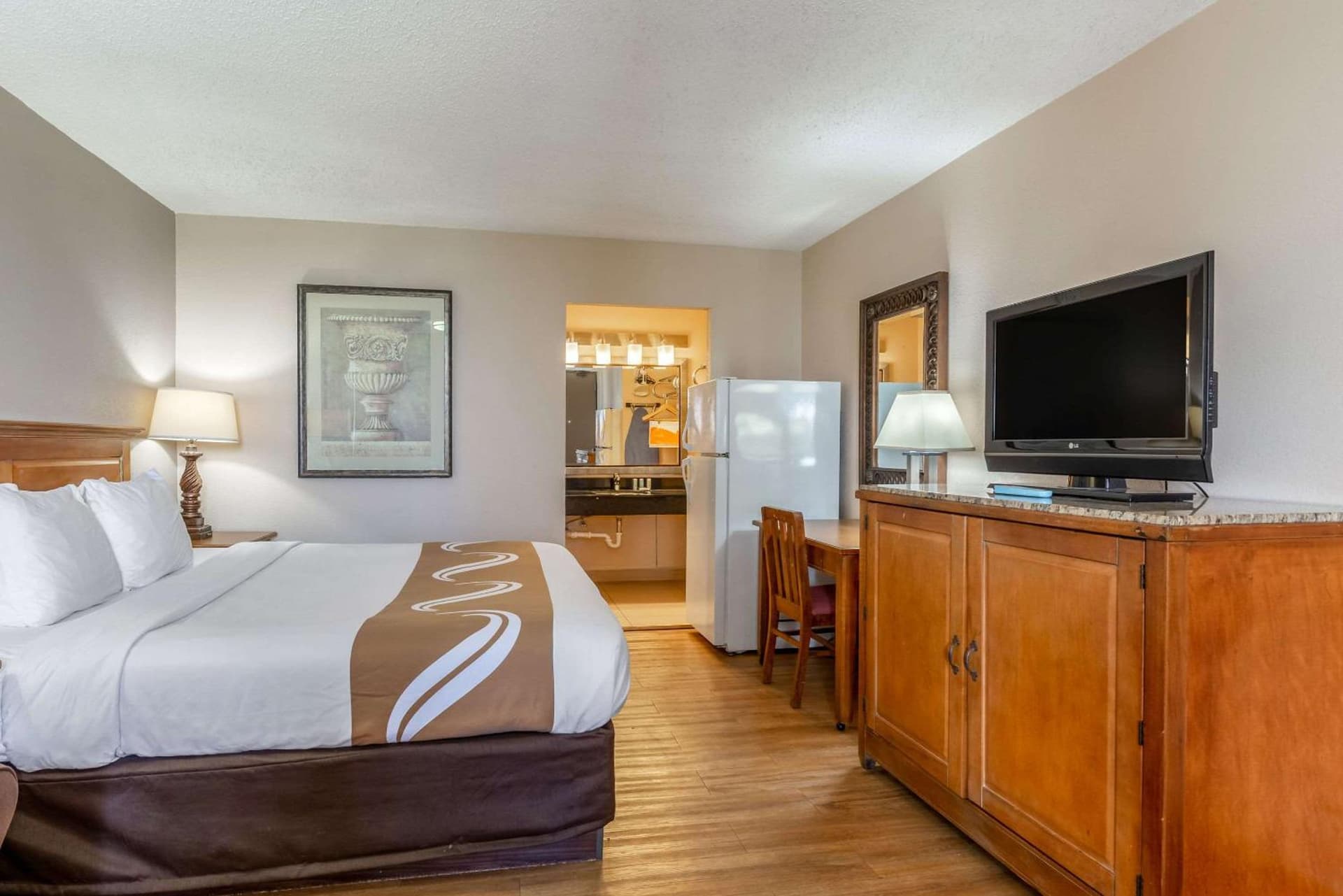 Quality Inn Pasadena - Houston East gallery photo in Pasadena, TX — image 30