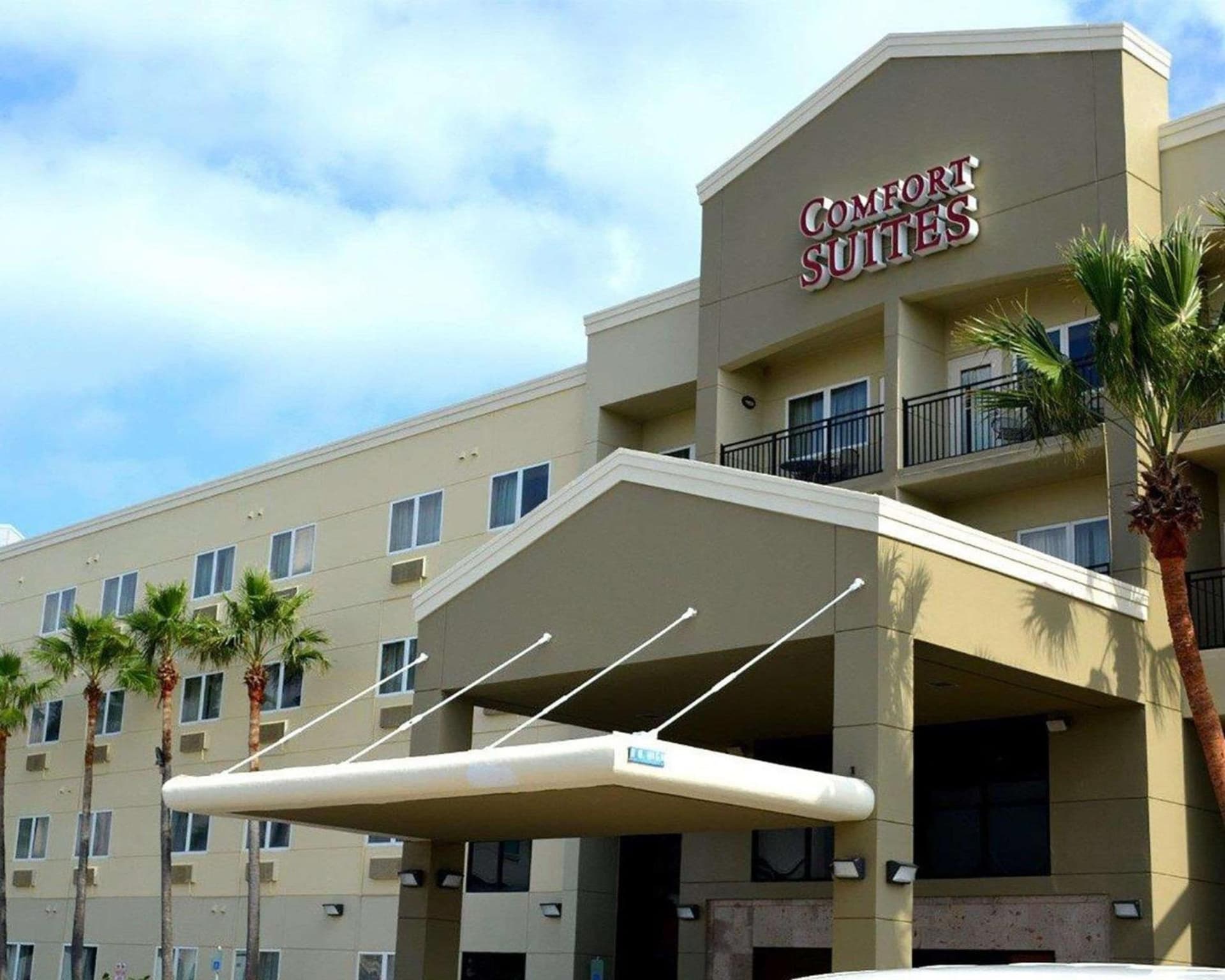 Comfort Suites Beachside interior in South Padre Island, TX — gallery photo 2