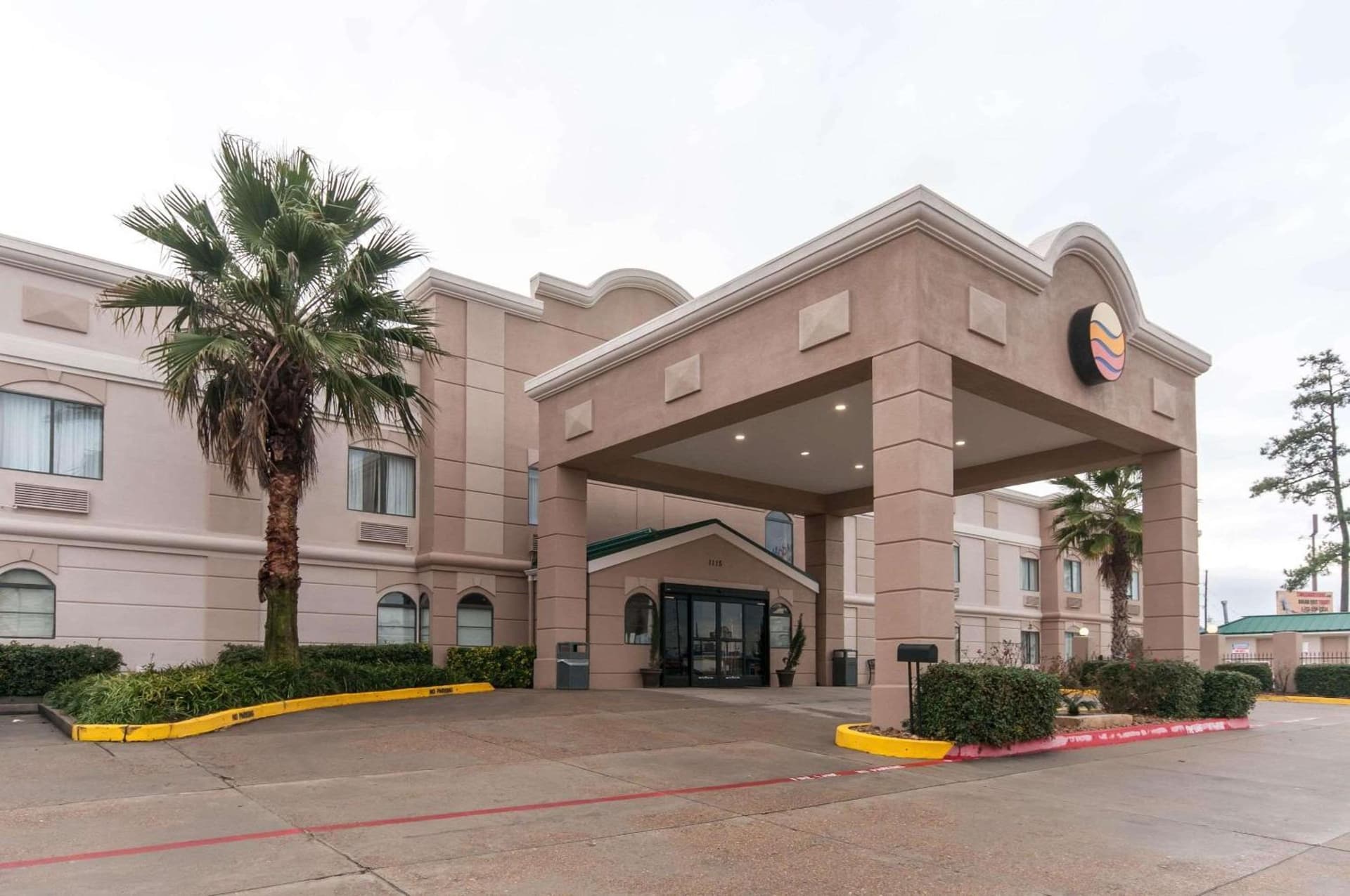 Comfort Inn North Conroe featured exterior or lobby in Conroe, TX — similar hotel