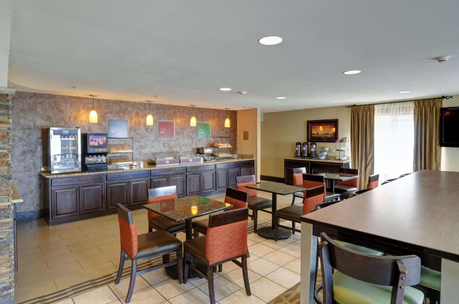 Comfort Inn & Suites Amarillo West Near Medical Center gallery photo in Amarillo, TX — image 4