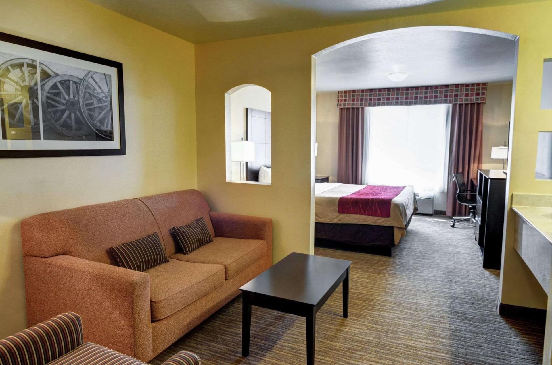 Comfort Inn & Suites Amarillo West Near Medical Center gallery photo in Amarillo, TX — image 8