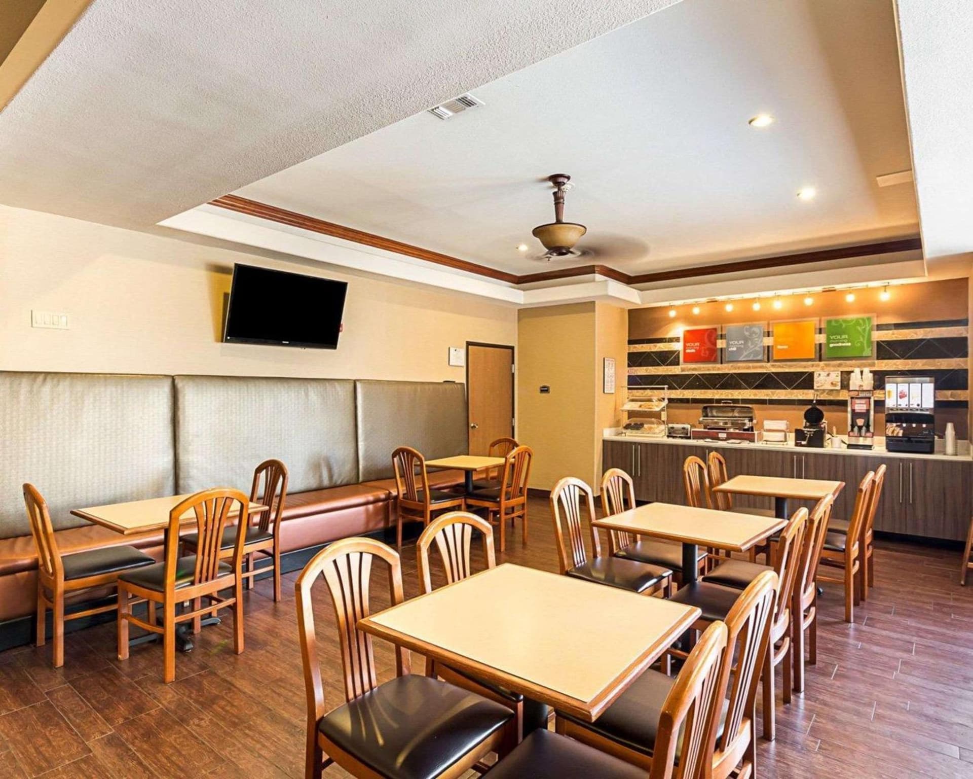 Comfort Suites McAllen Airport and La Plaza Mall gallery photo in McAllen, TX — image 8
