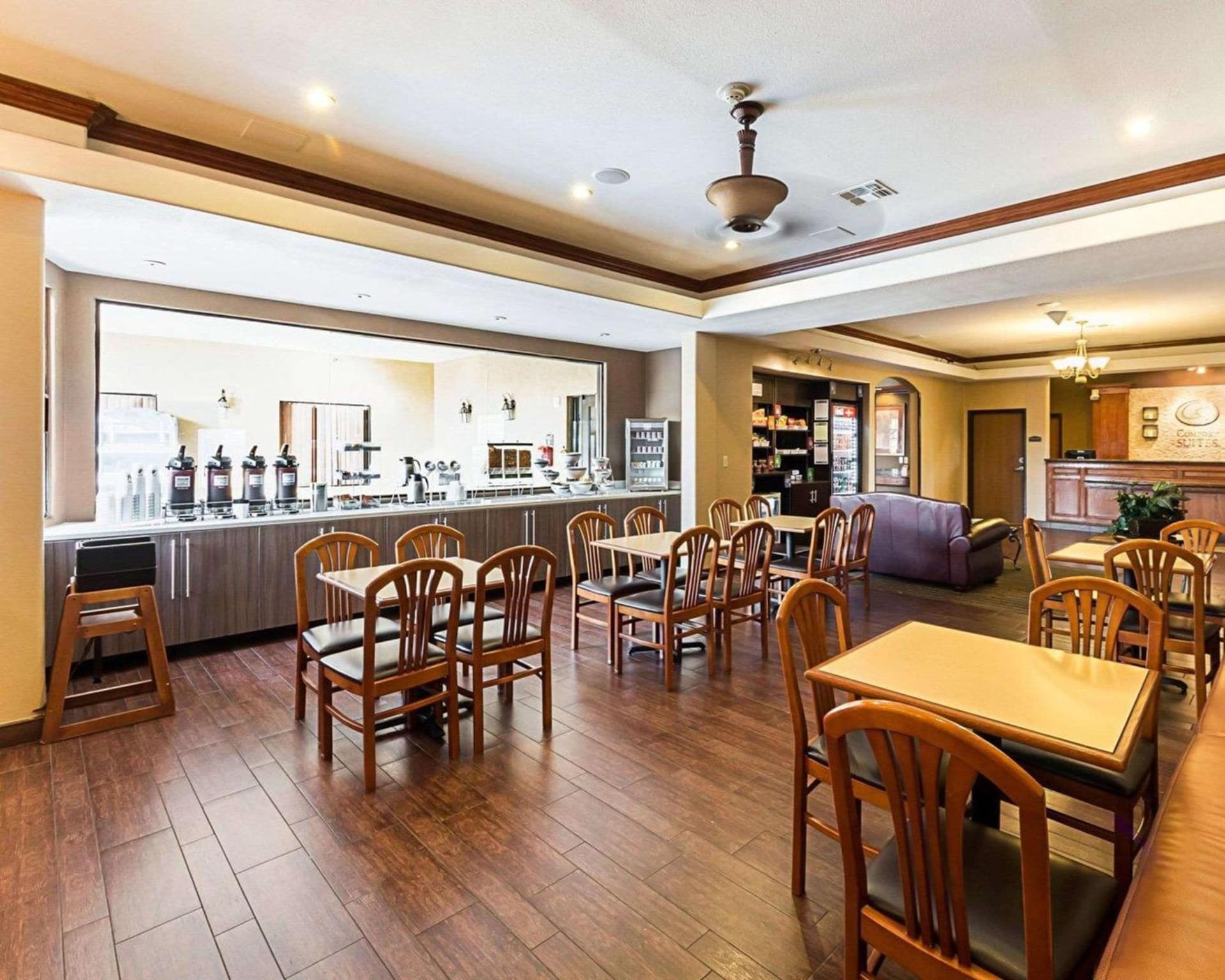Comfort Suites McAllen Airport and La Plaza Mall gallery photo in McAllen, TX — image 4