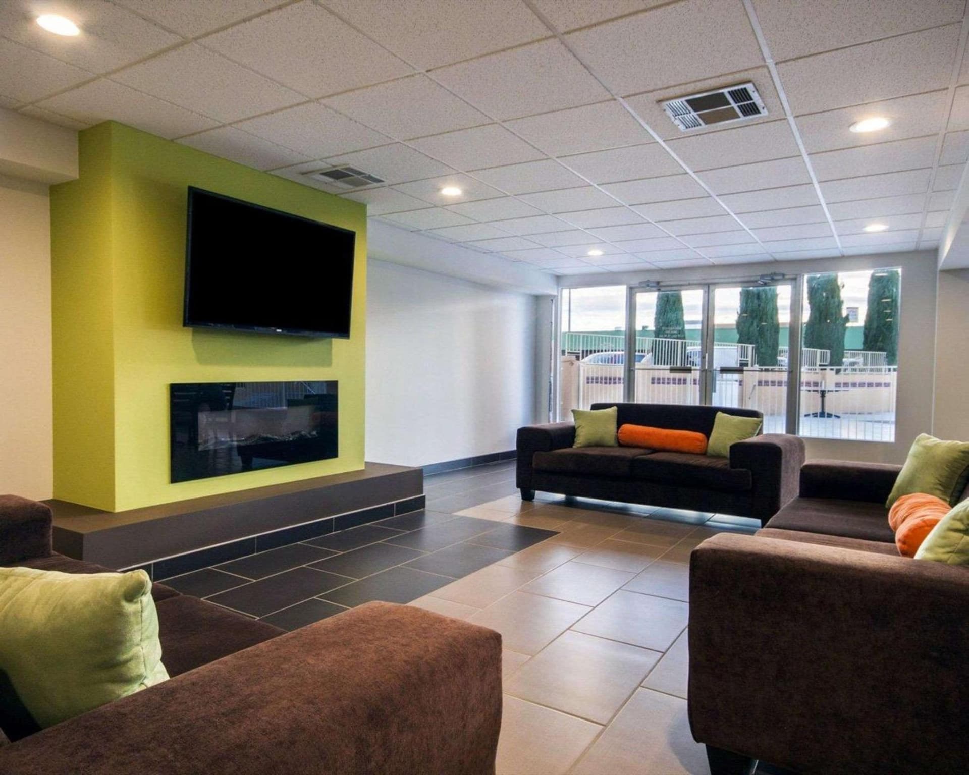 Quality Inn & Suites Airport gallery photo in El Paso, TX — image 10