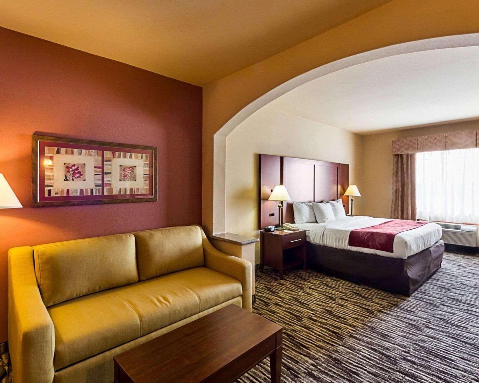 Comfort Suites McAllen Airport and La Plaza Mall gallery photo in McAllen, TX — image 7