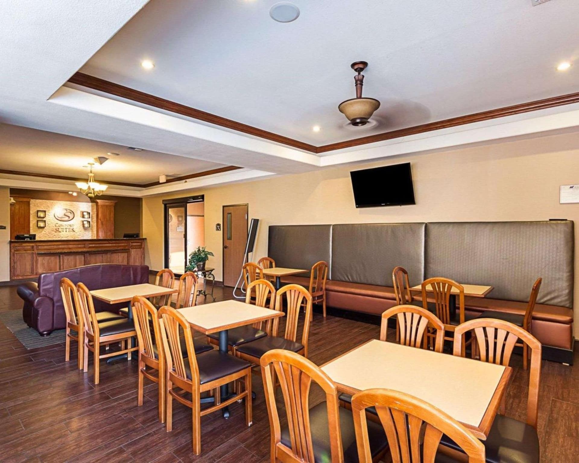 Comfort Suites McAllen Airport and La Plaza Mall gallery photo in McAllen, TX — image 28