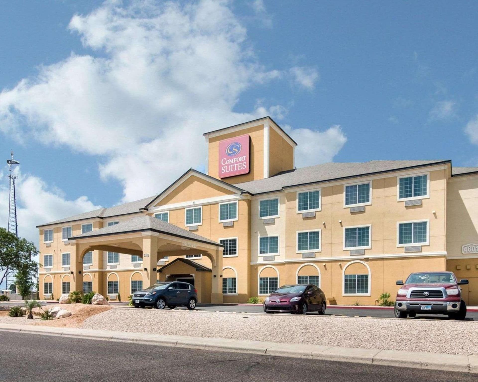 Comfort Suites Odessa near University interior in Odessa, TX — gallery photo 2