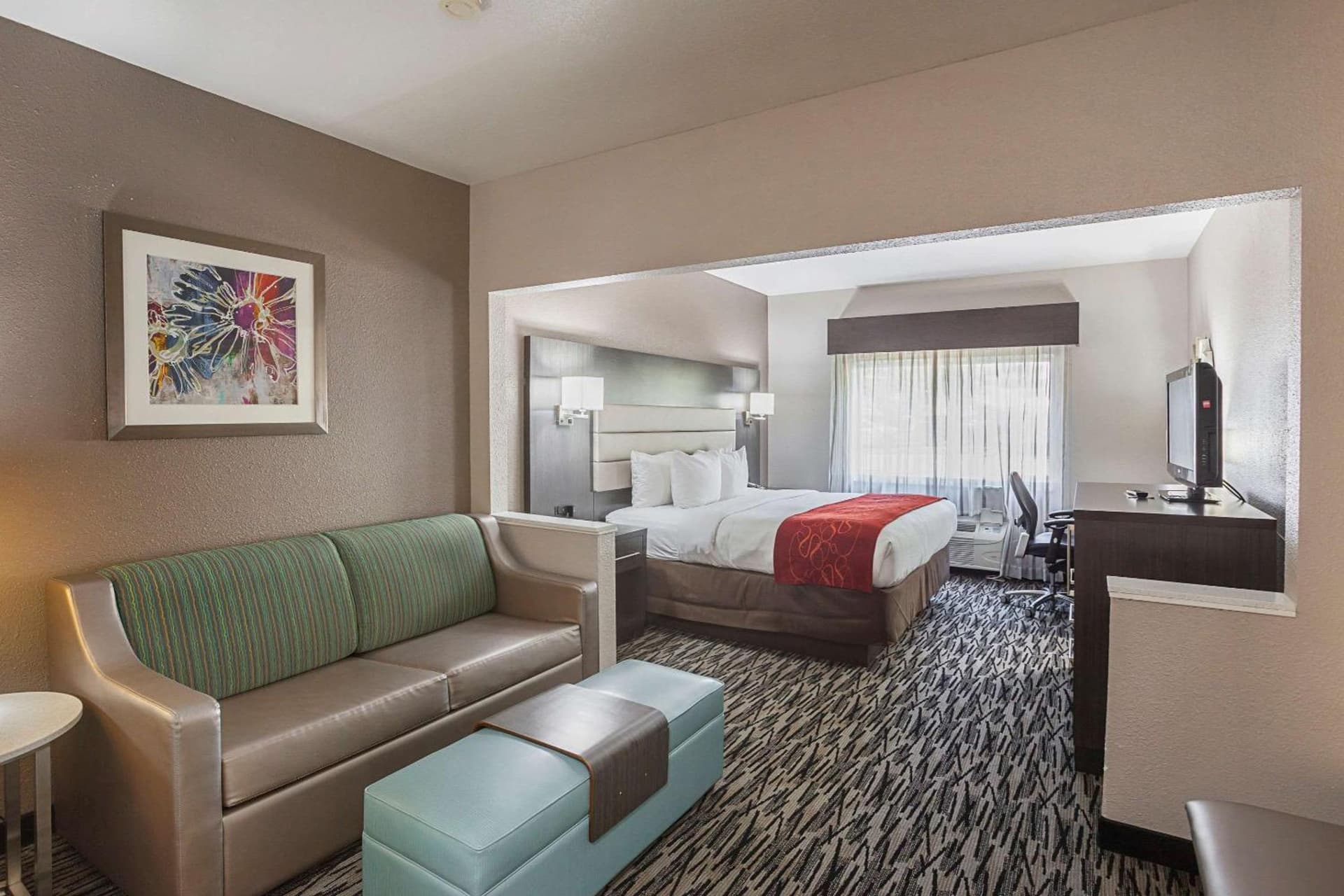 Comfort Suites Lewisville - Dallas interior in Lewisville, TX — gallery photo 2
