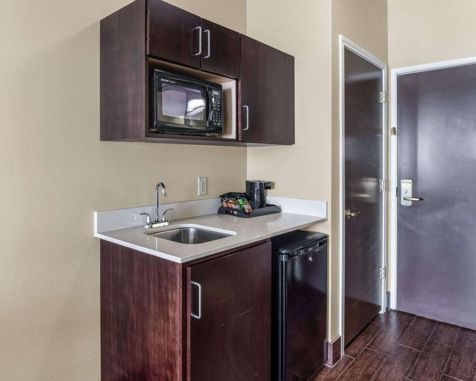 Comfort Suites Odessa near University gallery photo in Odessa, TX — image 18