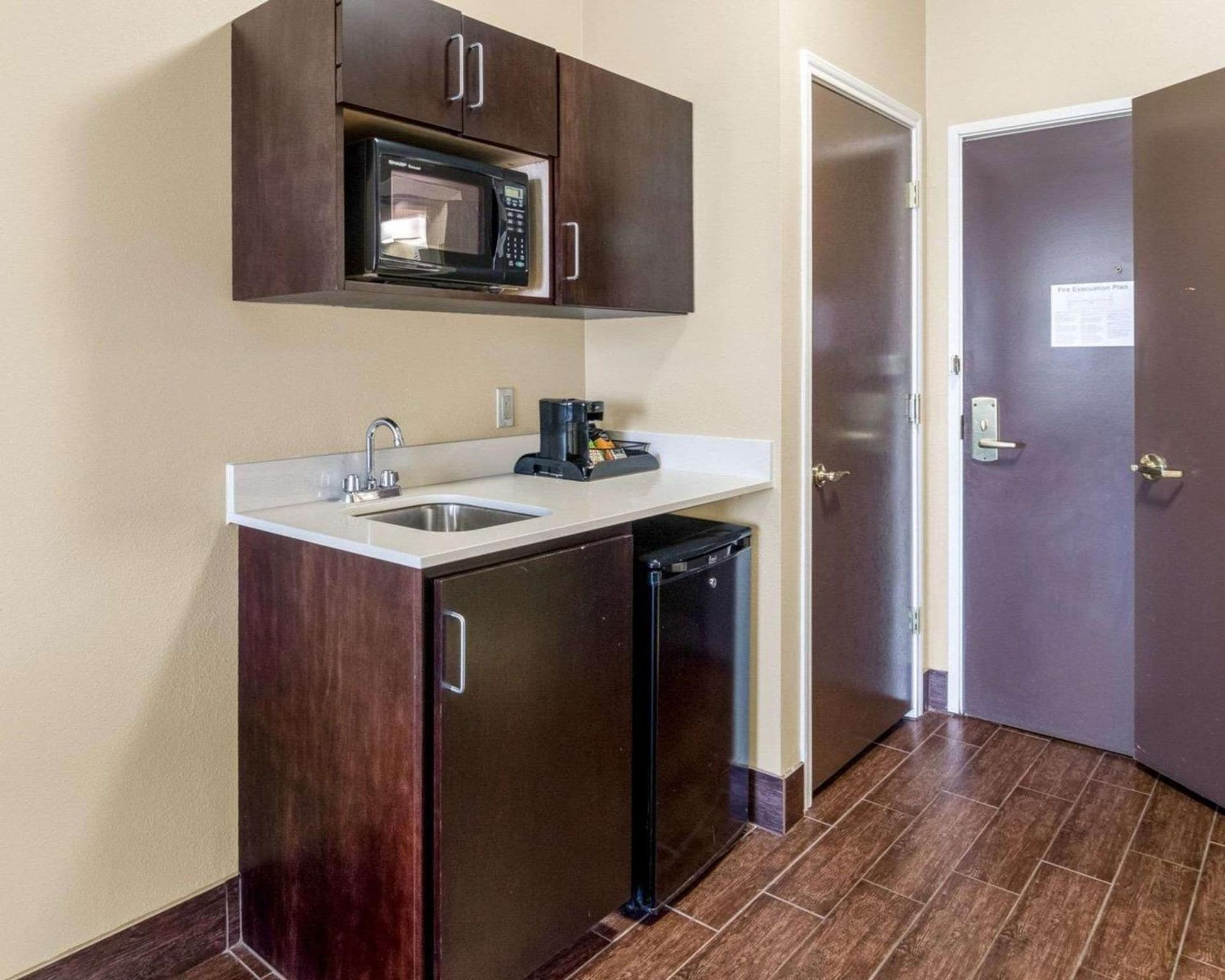 Comfort Suites Odessa near University property views in Odessa, TX — gallery photo 3