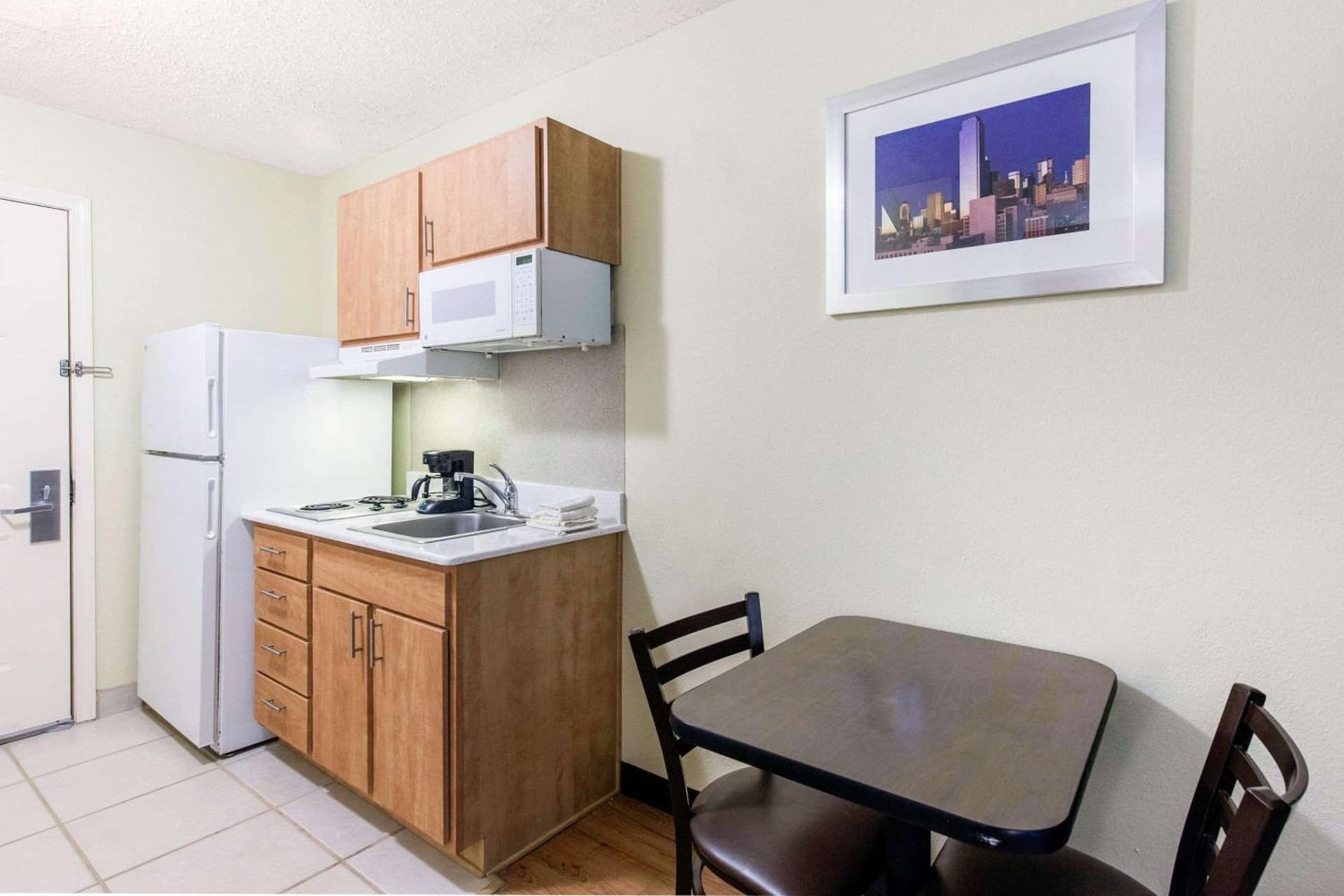 Hawthorn Extended Stay by Wyndham Lewisville gallery photo in Lewisville, TX — image 4