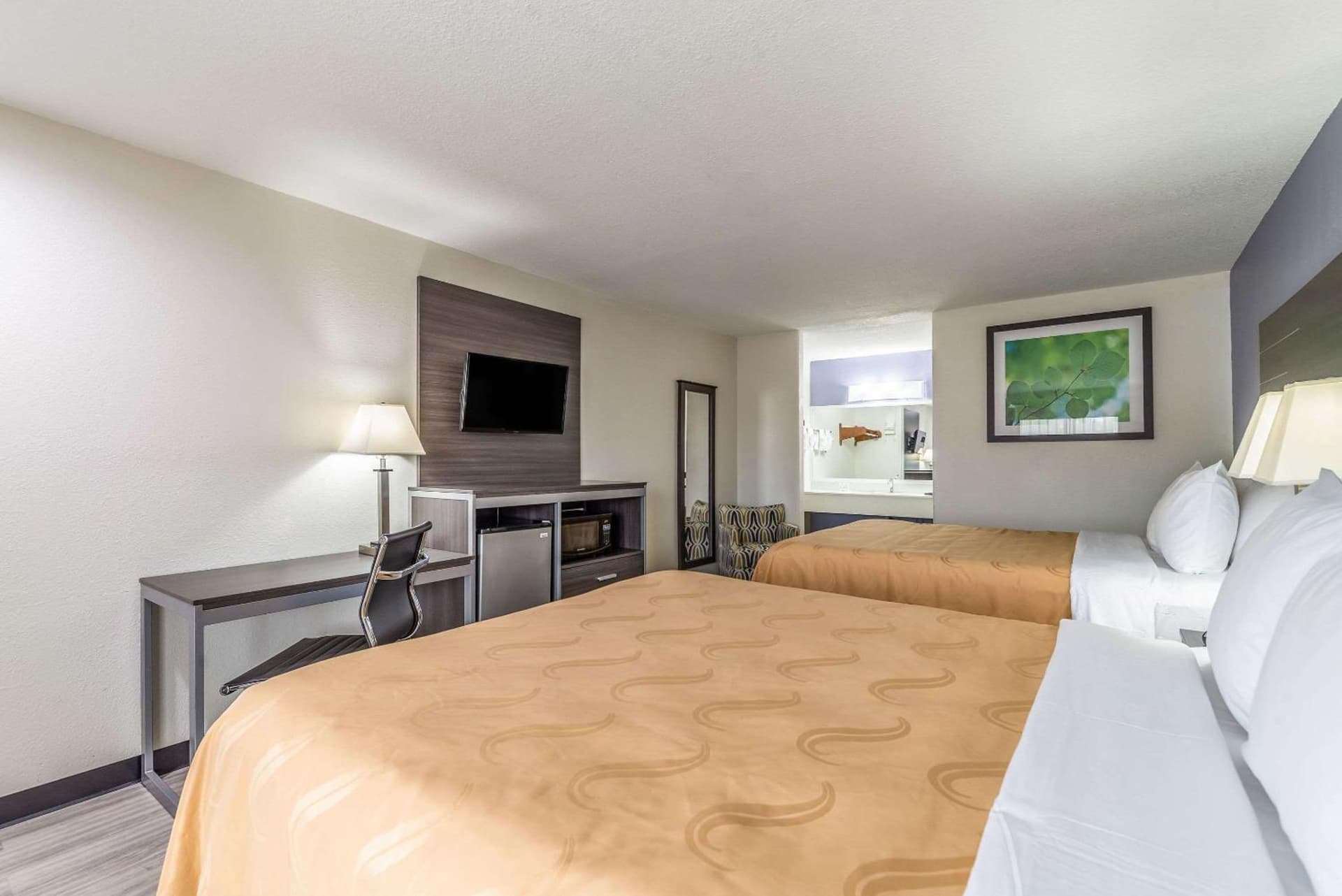 Quality Inn & Suites Canton gallery photo in Canton, TX — image 10