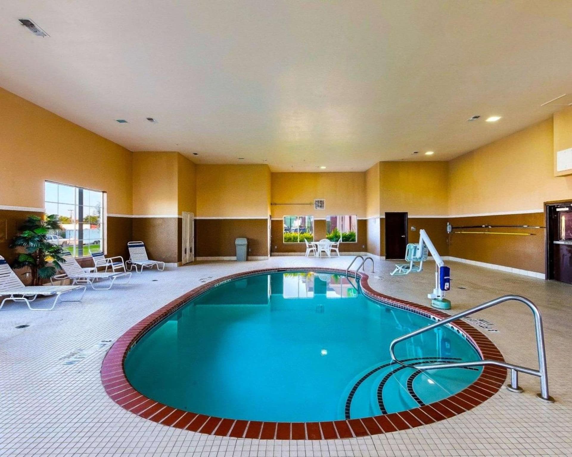 Comfort Suites University gallery photo in Abilene, TX — image 39