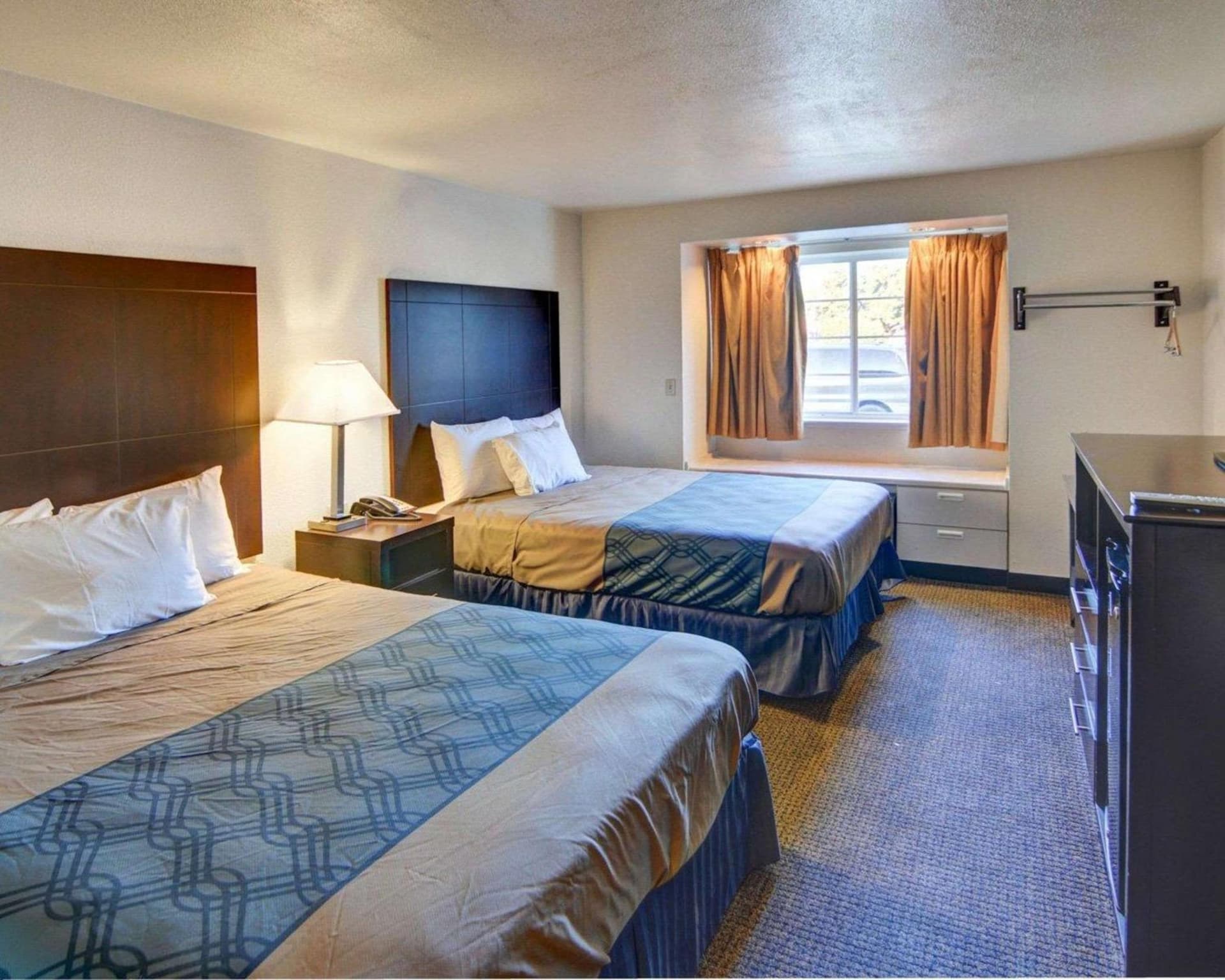 Rodeway Inn & Suites Lewisville I-35 gallery photo in Lewisville, TX — image 13
